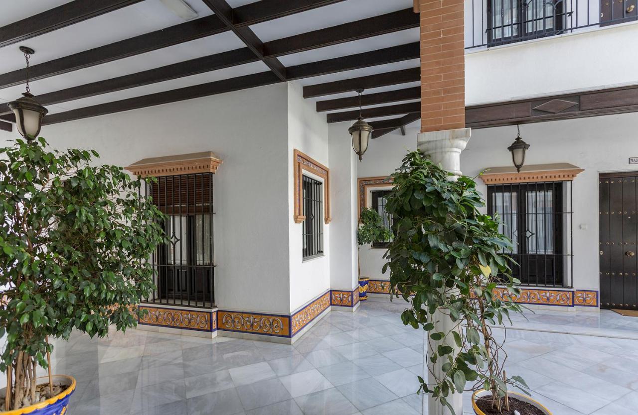 Santa Catalina Patio Andaluz Moderno * Sevilla