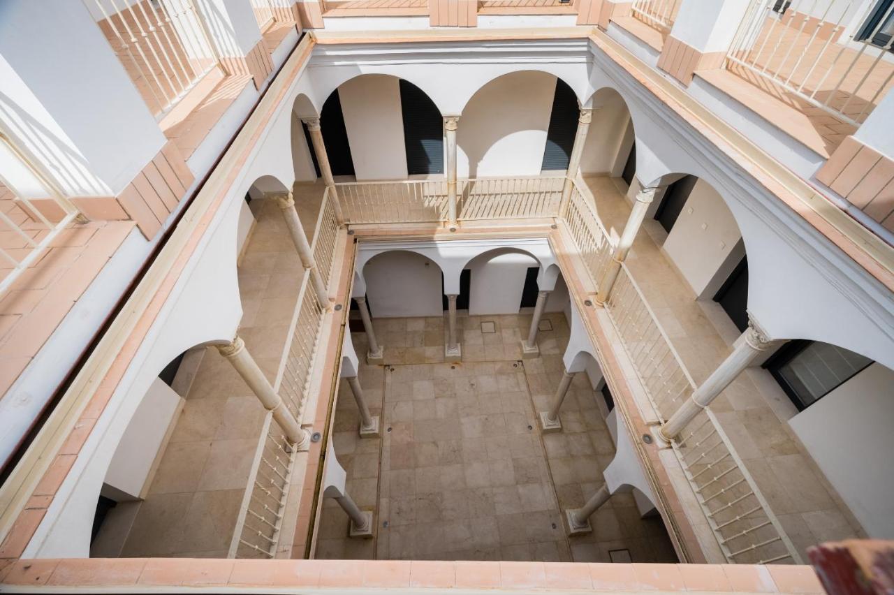 Stylish Designer Duplex-3beds 2baths-puerta Carmona Centro Apartamento *