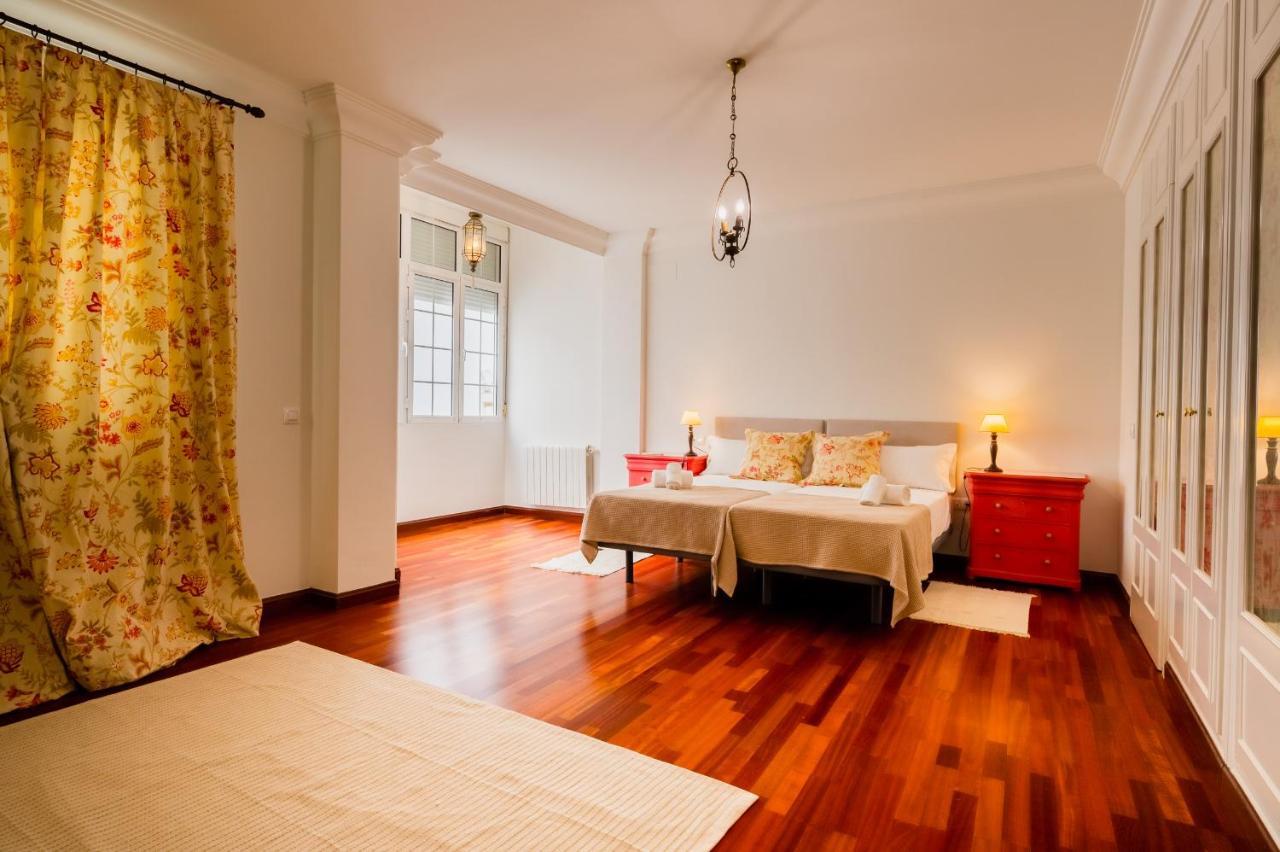 Apartamento Amplio Y Luminoso-2d 2b-triana Sevilla