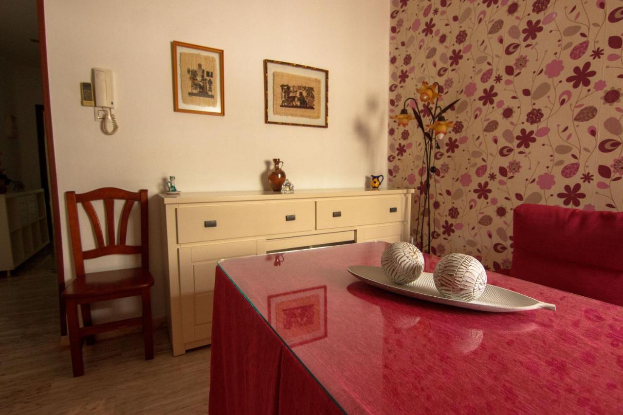 Rentalsevilla Centrico Apartamento Junto Al Guadalquivir Con Parking Coche Mediano Apartamento Sevilla
