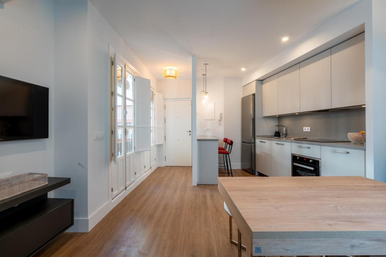 Duplex De Lujo Junto A La Catedral Terraza Privada Con Vistas A La Giralda Apartment *