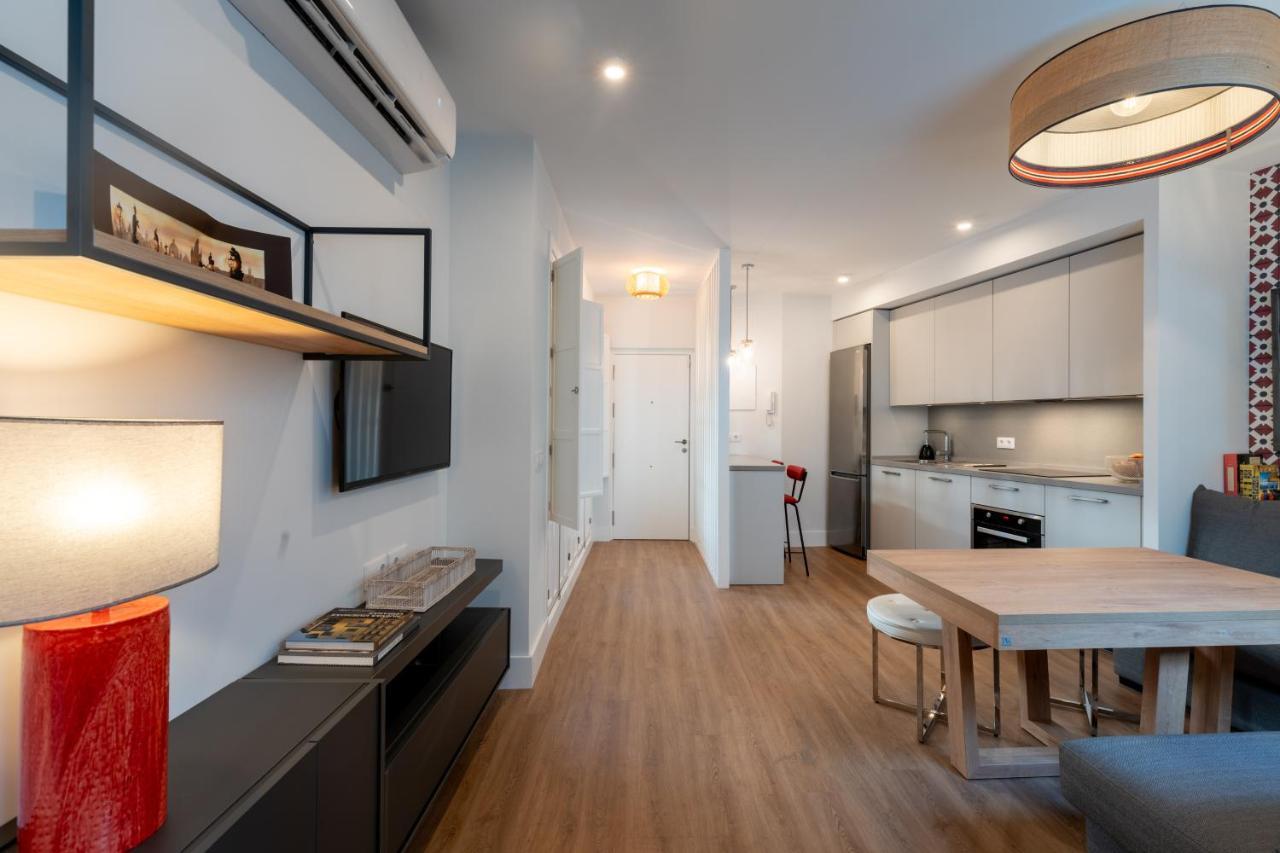 Duplex De Lujo Junto A La Catedral Terraza Privada Con Vistas A La Giralda * Sevilla