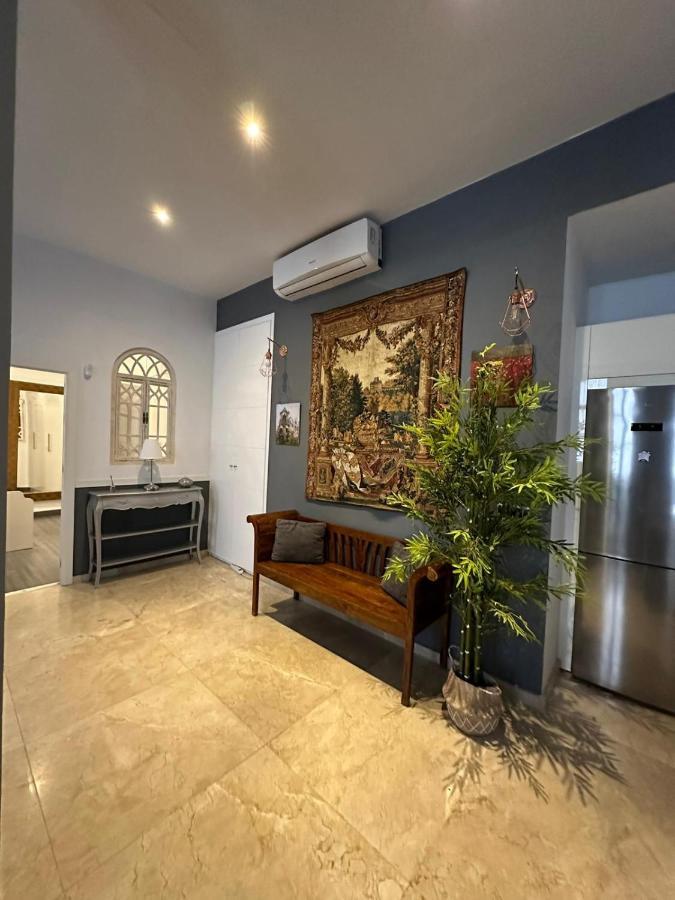 Panther Alfalfa Apartment Seville
