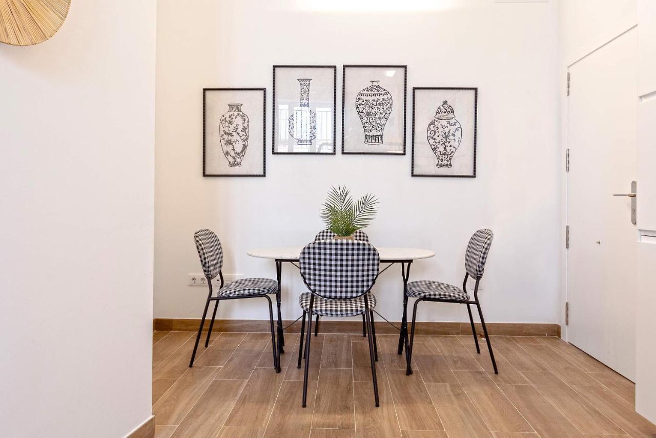 Apartamento Genteel Pajaritos 17 *