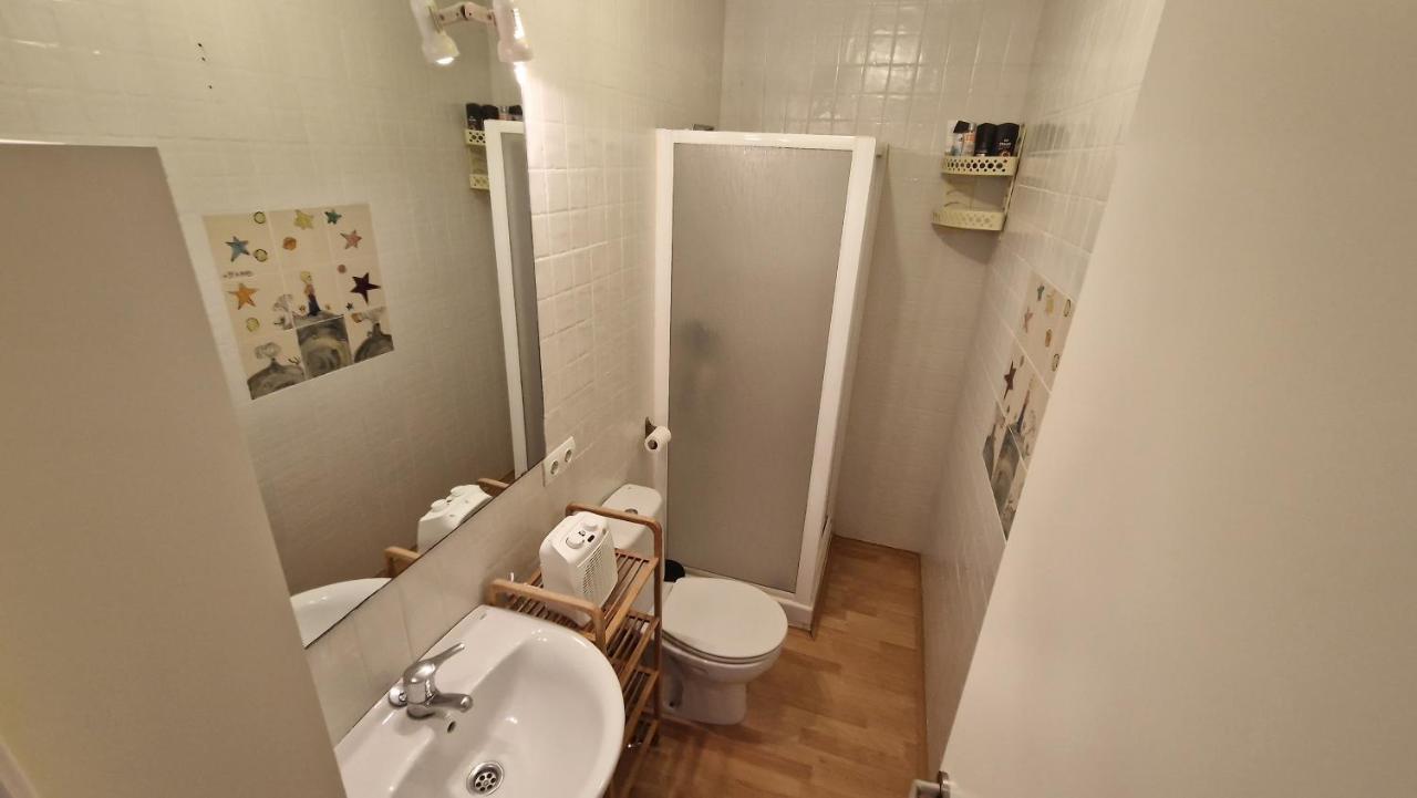Habitación en casa particular Privada En Zona Tranquila