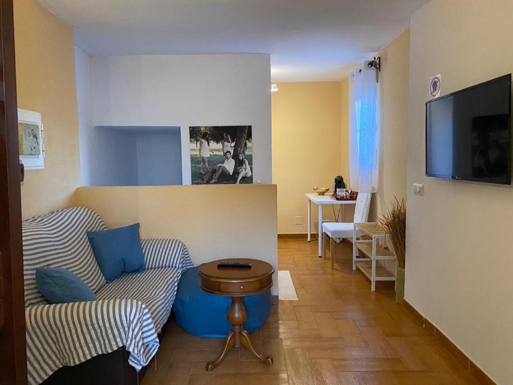 Familia Anfitriona Acoge Homestay Seville