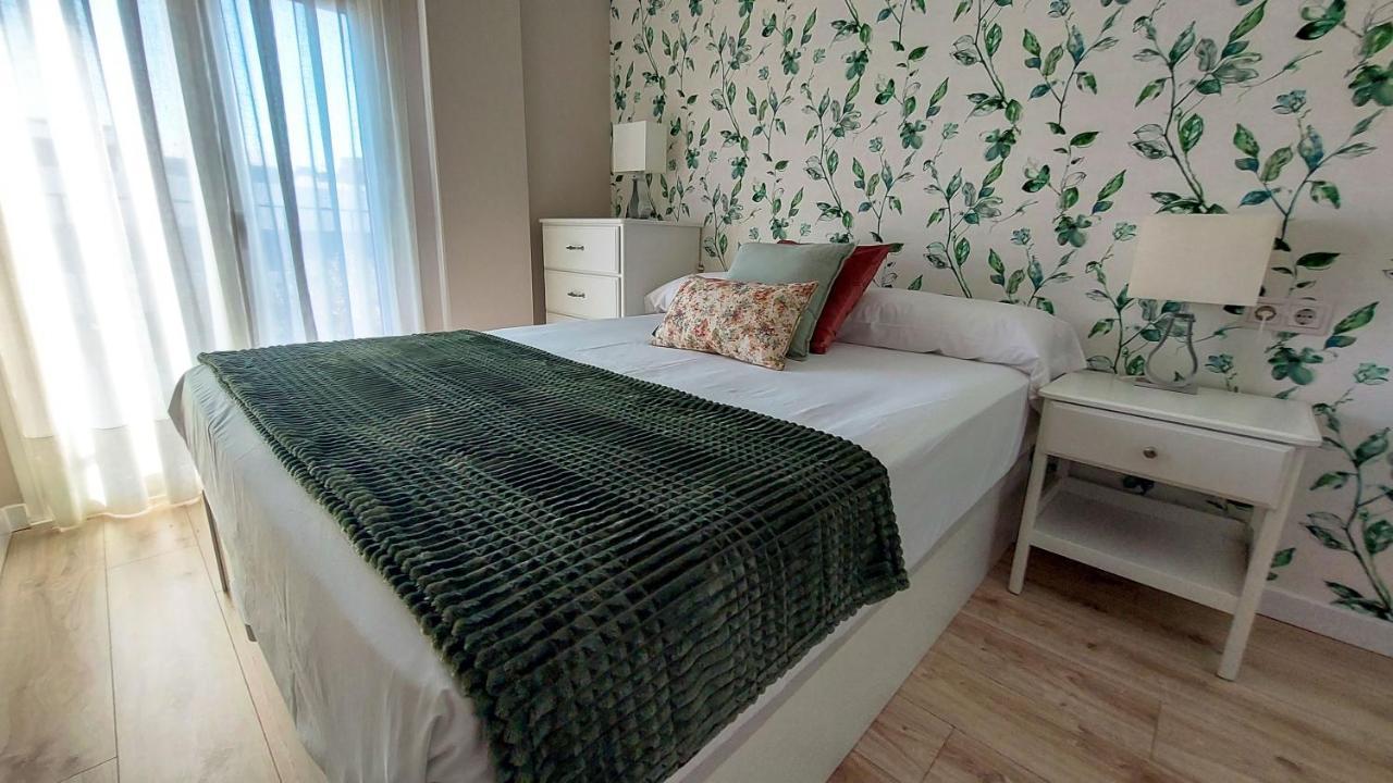 Rentalsevilla Menendez Pelayo Sevilla