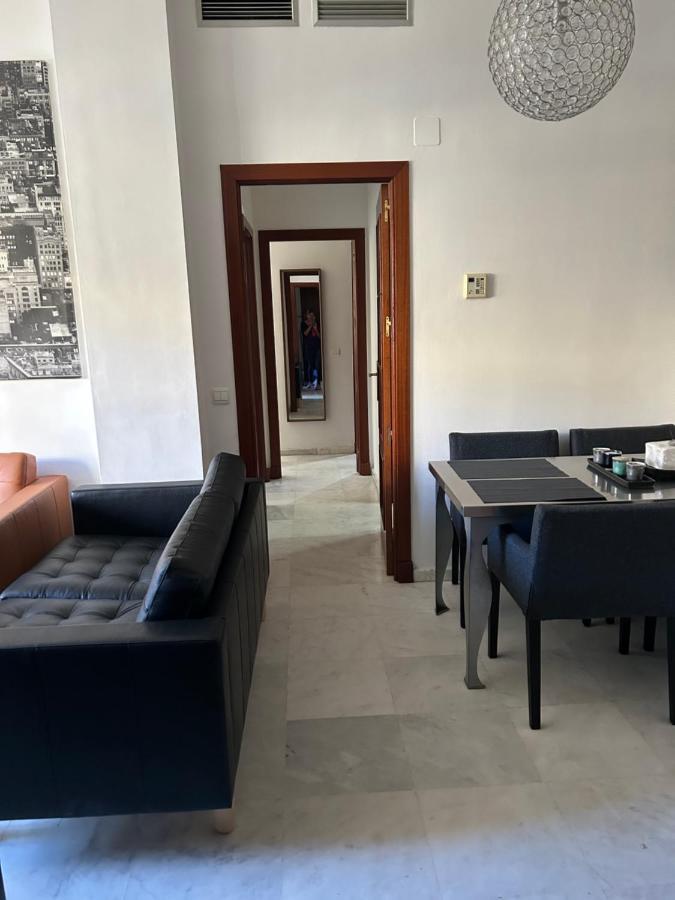Apartment Proximo Al Centro De 2 Con Piscina. Seville