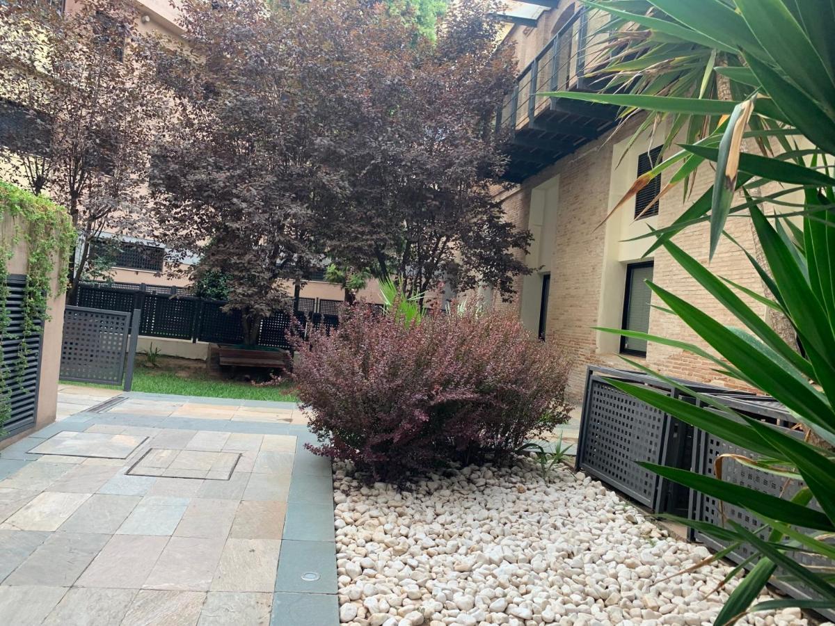 Proximo Al Centro De 2 Con Piscina. Seville