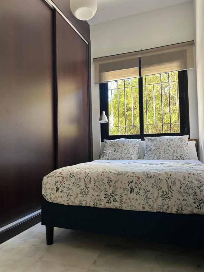 Proximo Al Centro De 2 Con Piscina. Apartment *