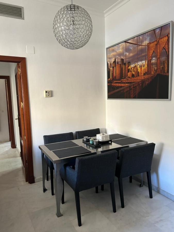 Apartment Proximo Al Centro De 2 Con Piscina. Seville
