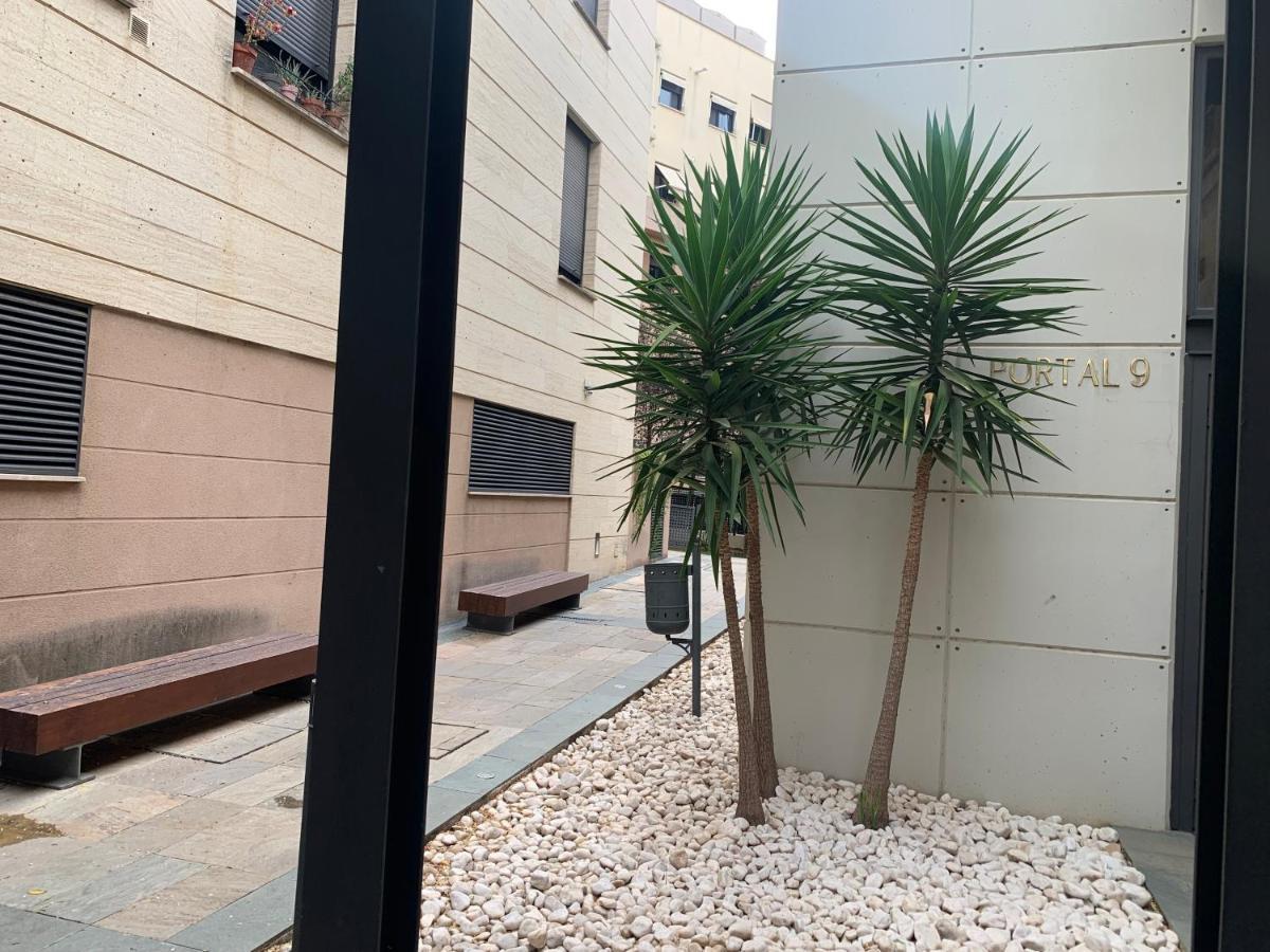 Proximo Al Centro De 2 Con Piscina. * Seville