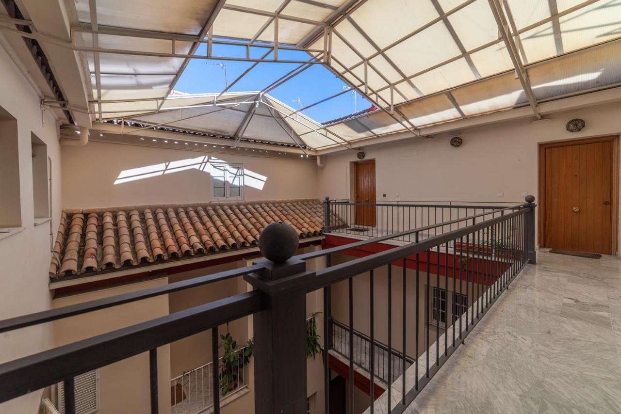 Alohamundi Martinez Montanes * Seville