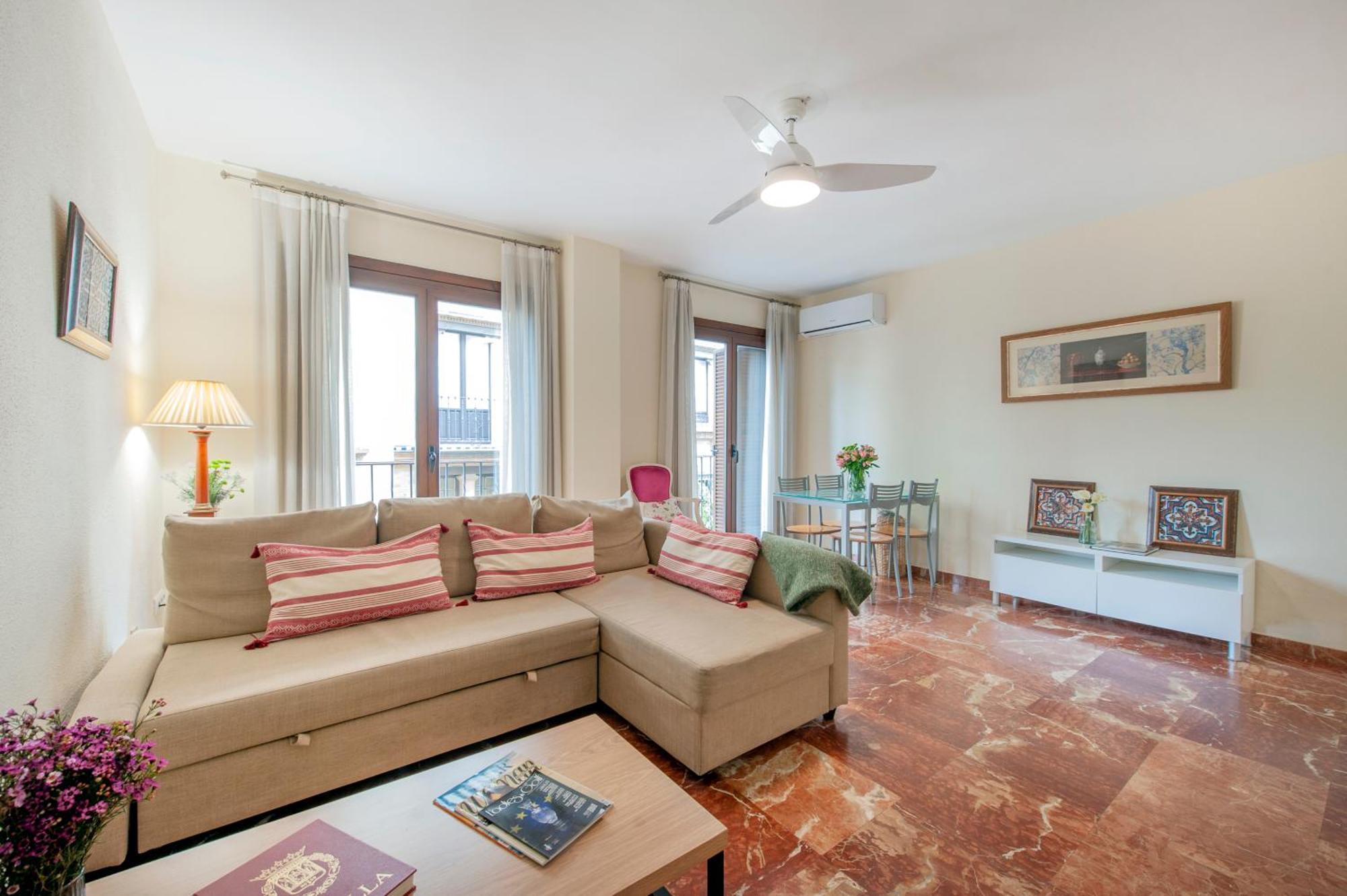 Apartamento Ispal & Parking Historic Center Vutse06601
