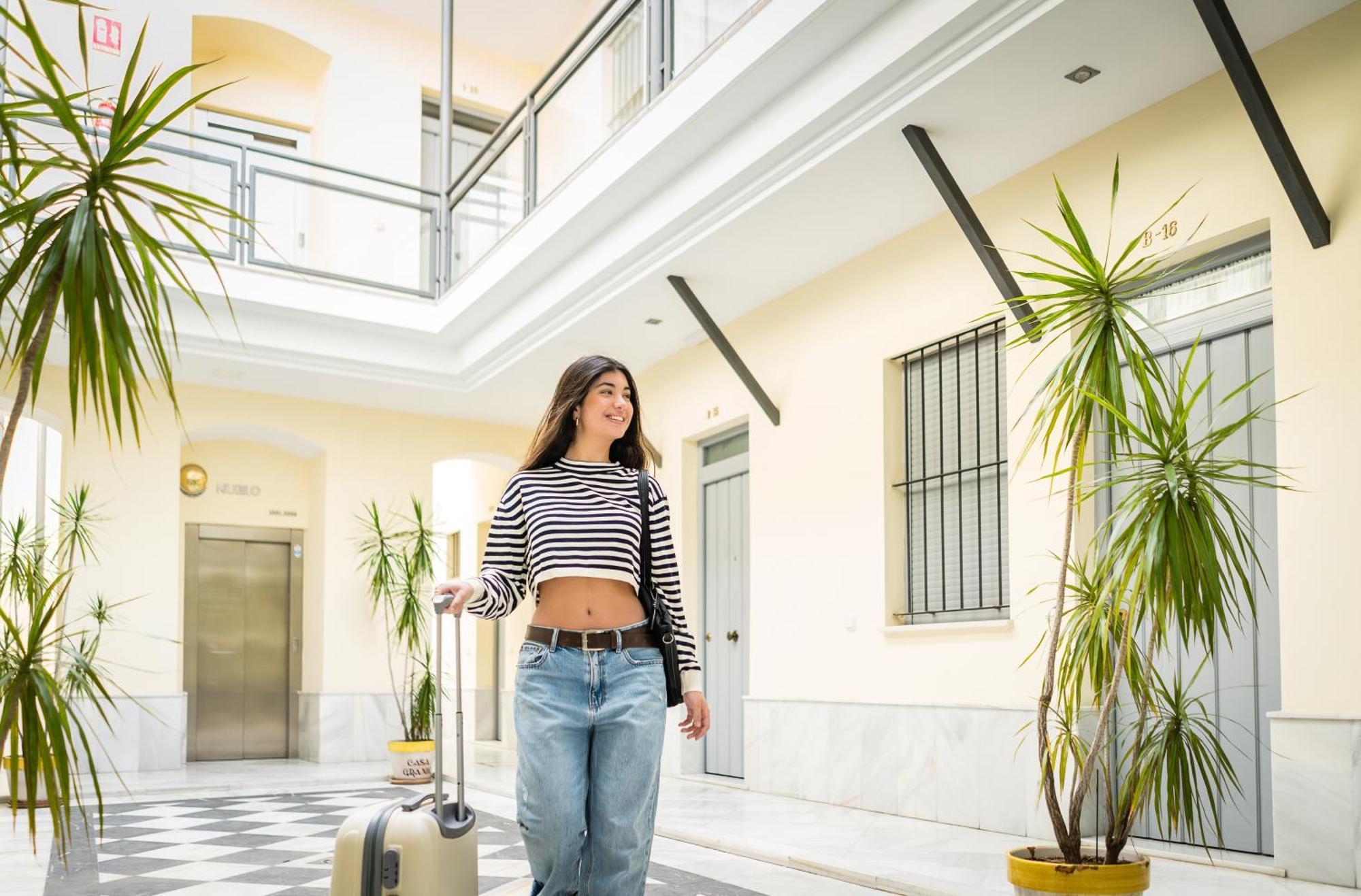 Triana Deluxe Con Patio Privado Sevilla
