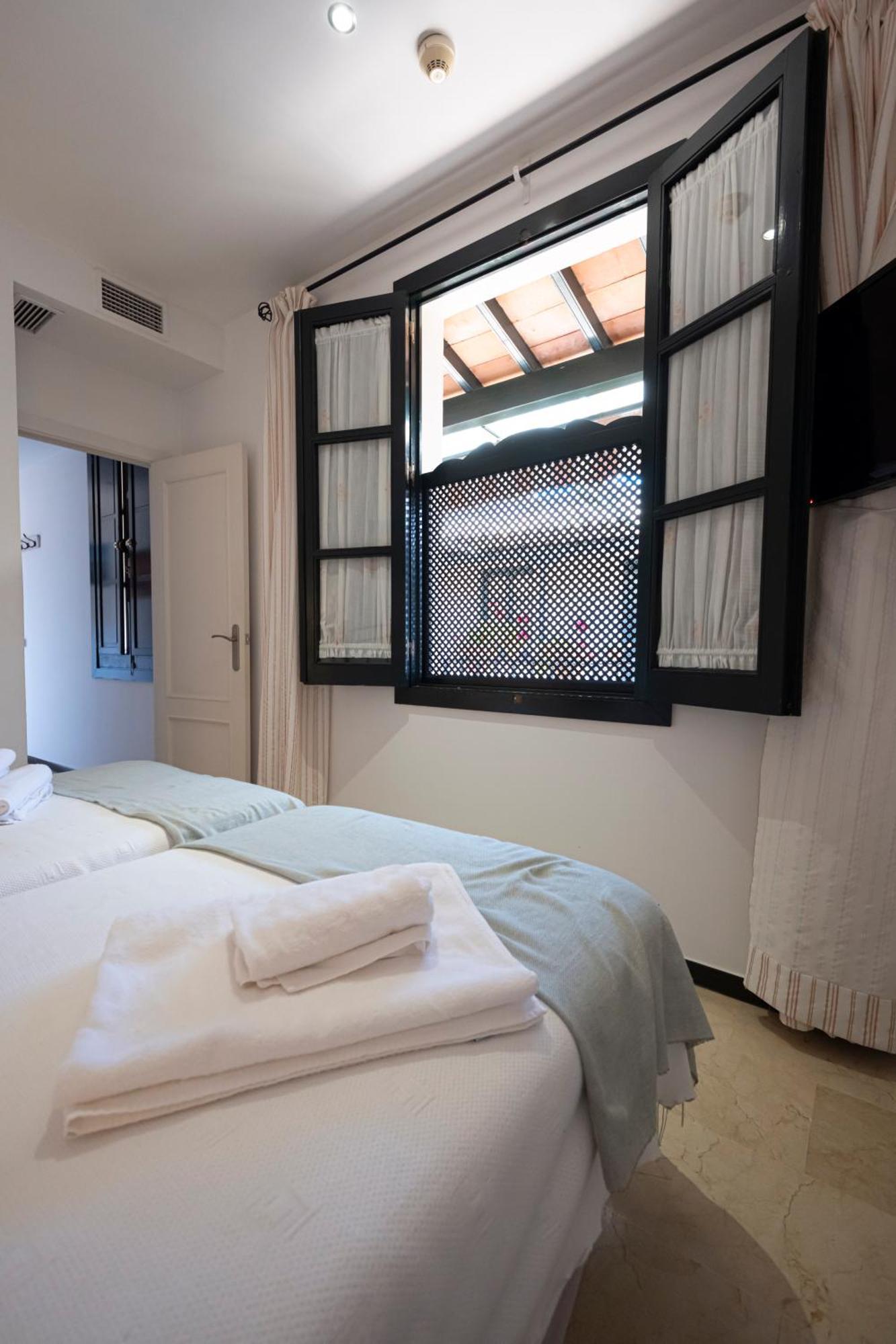 Apartamento Con Encanto En Patio Sevillano *