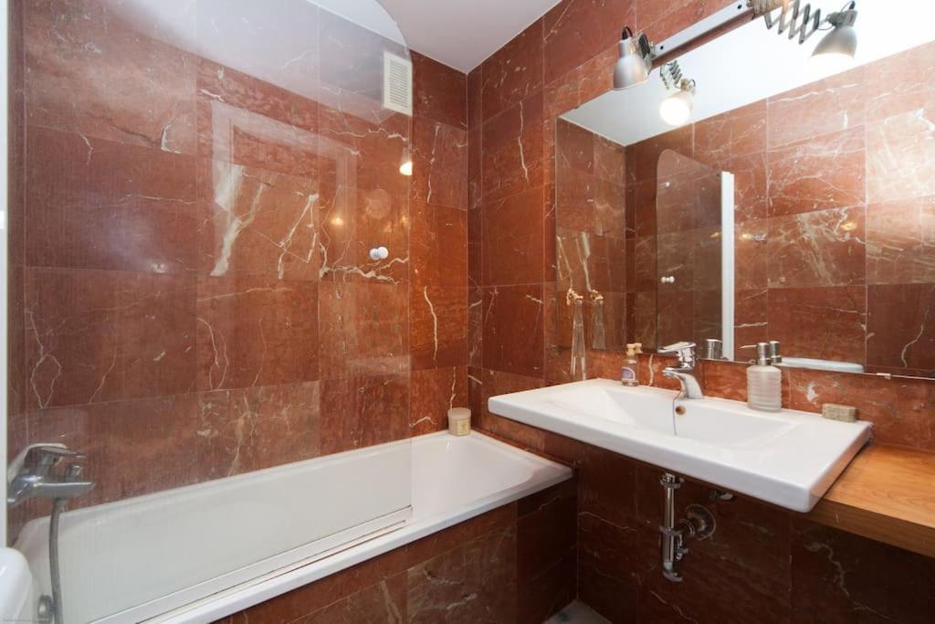 Apartamento Centrally Located In Old Palace House Sevilla