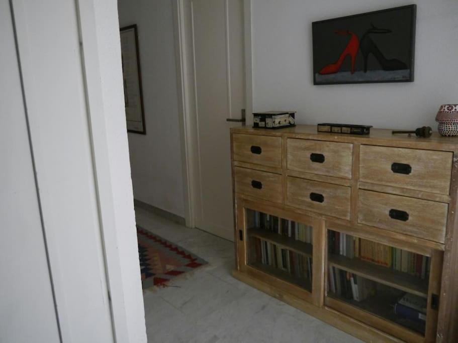 Centrally Located In Old Palace House Apartamento Sevilla