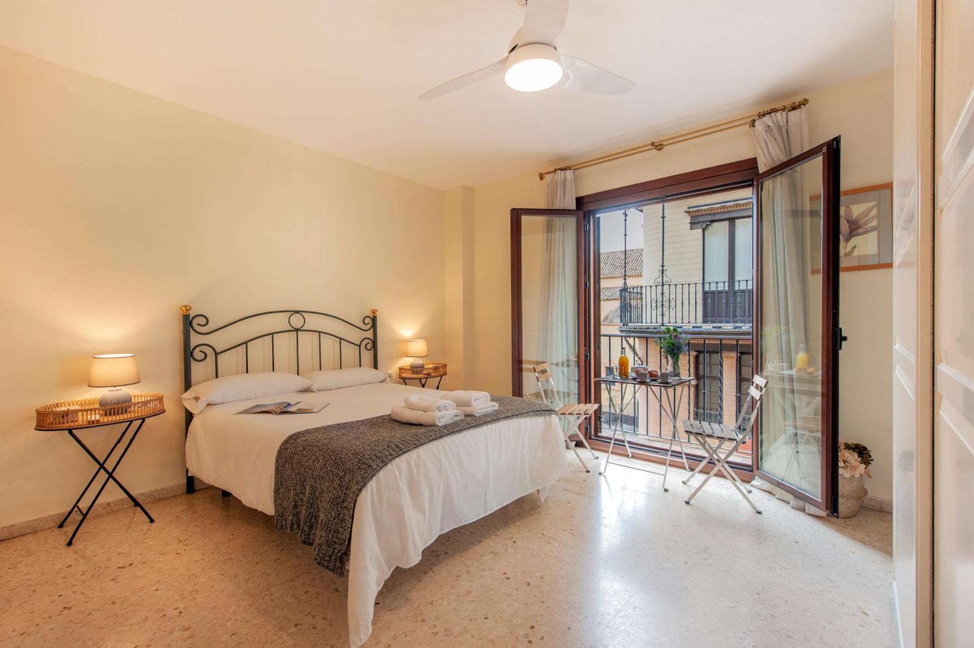 Ispal & Parking Historic Center Vutse06601 * Sevilla