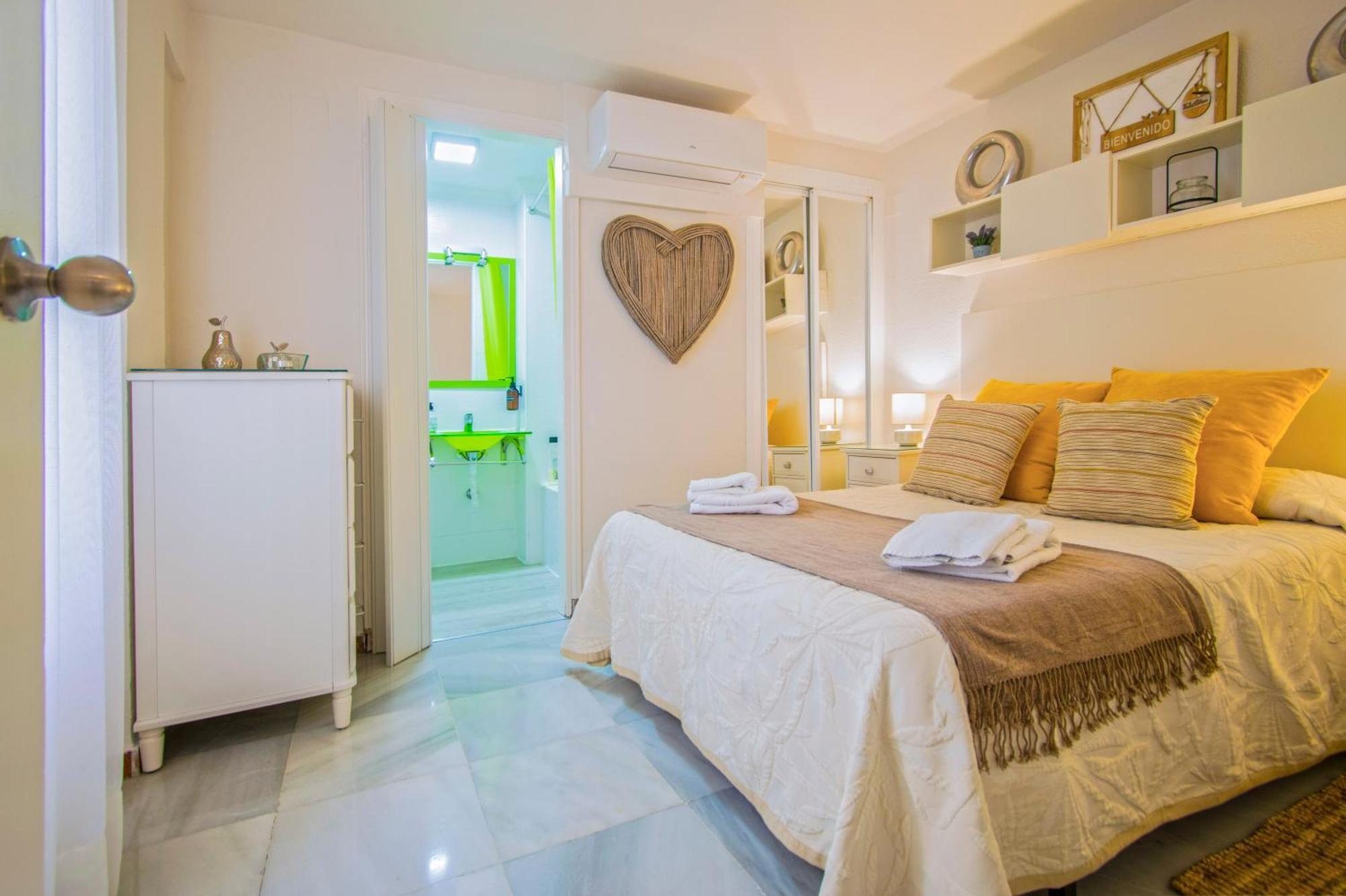Acogedor Y Coquetisimo De Diseno Muy, Muy, Muy Centrico Apartamento Sevilla