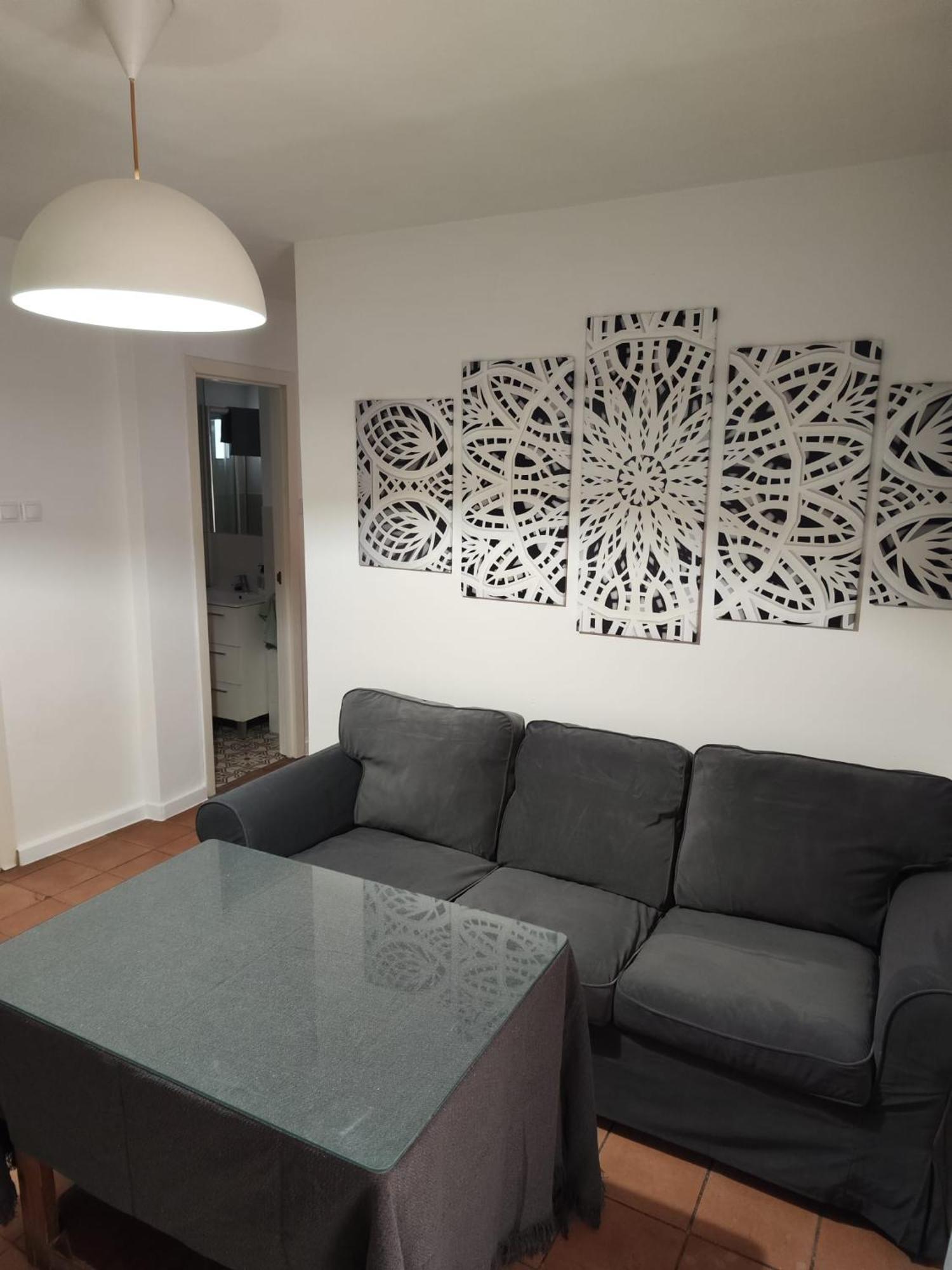 Habitación en casa particular Vts Los Remedios Sevilla
