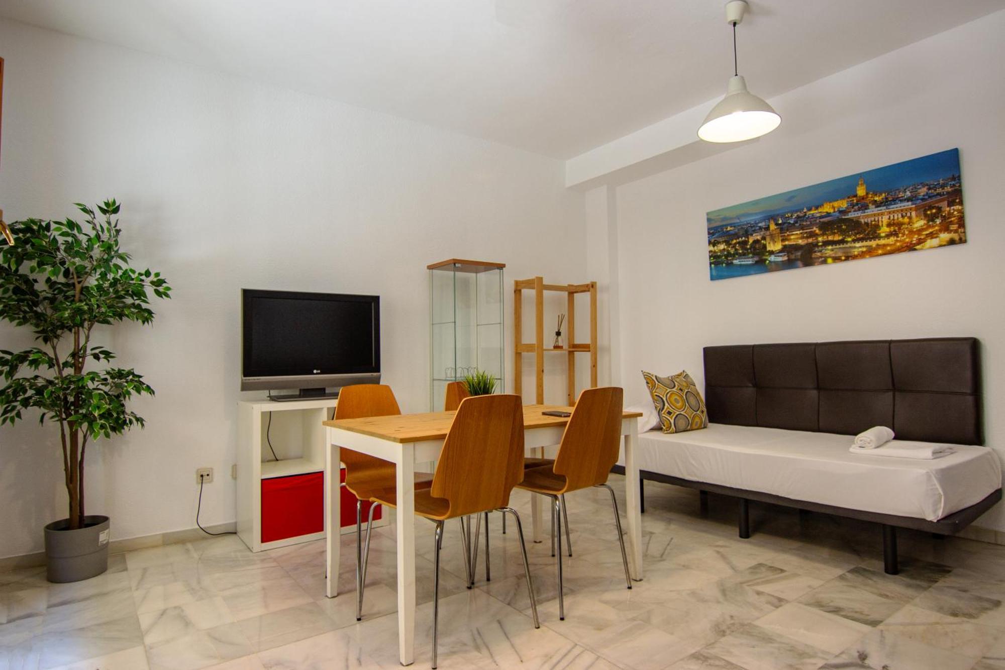 Apartamento A Los Pies De La Alameda De Hercules