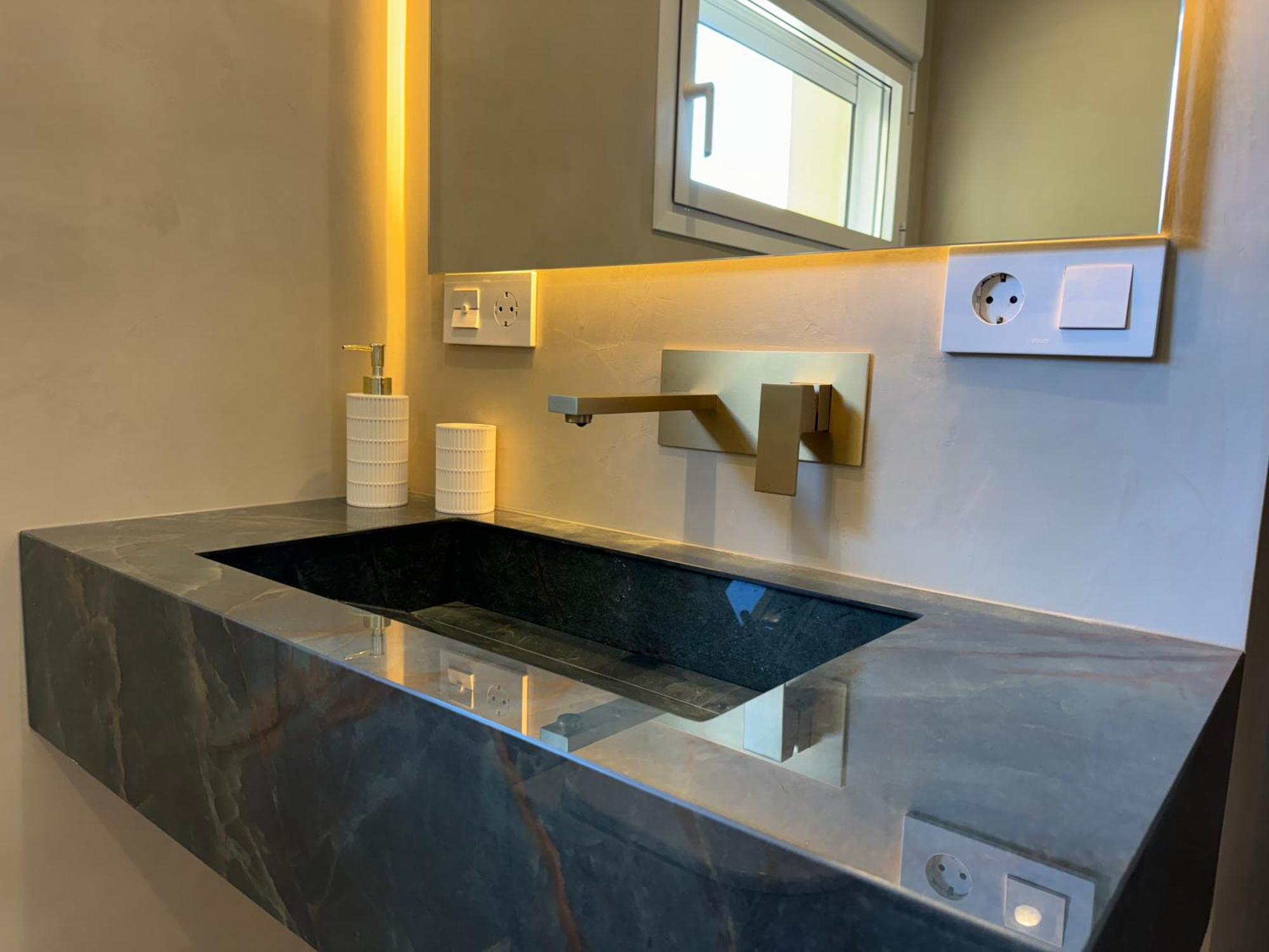 Luxury Cathedral Views In Apartamento *