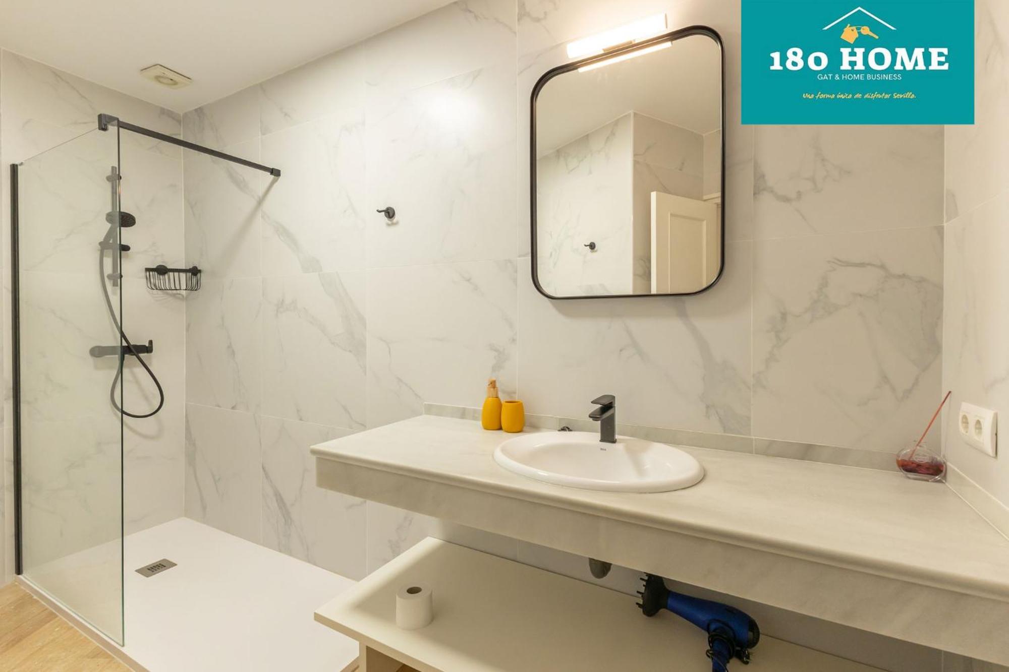180 Goyeneta Luxury * Sevilla