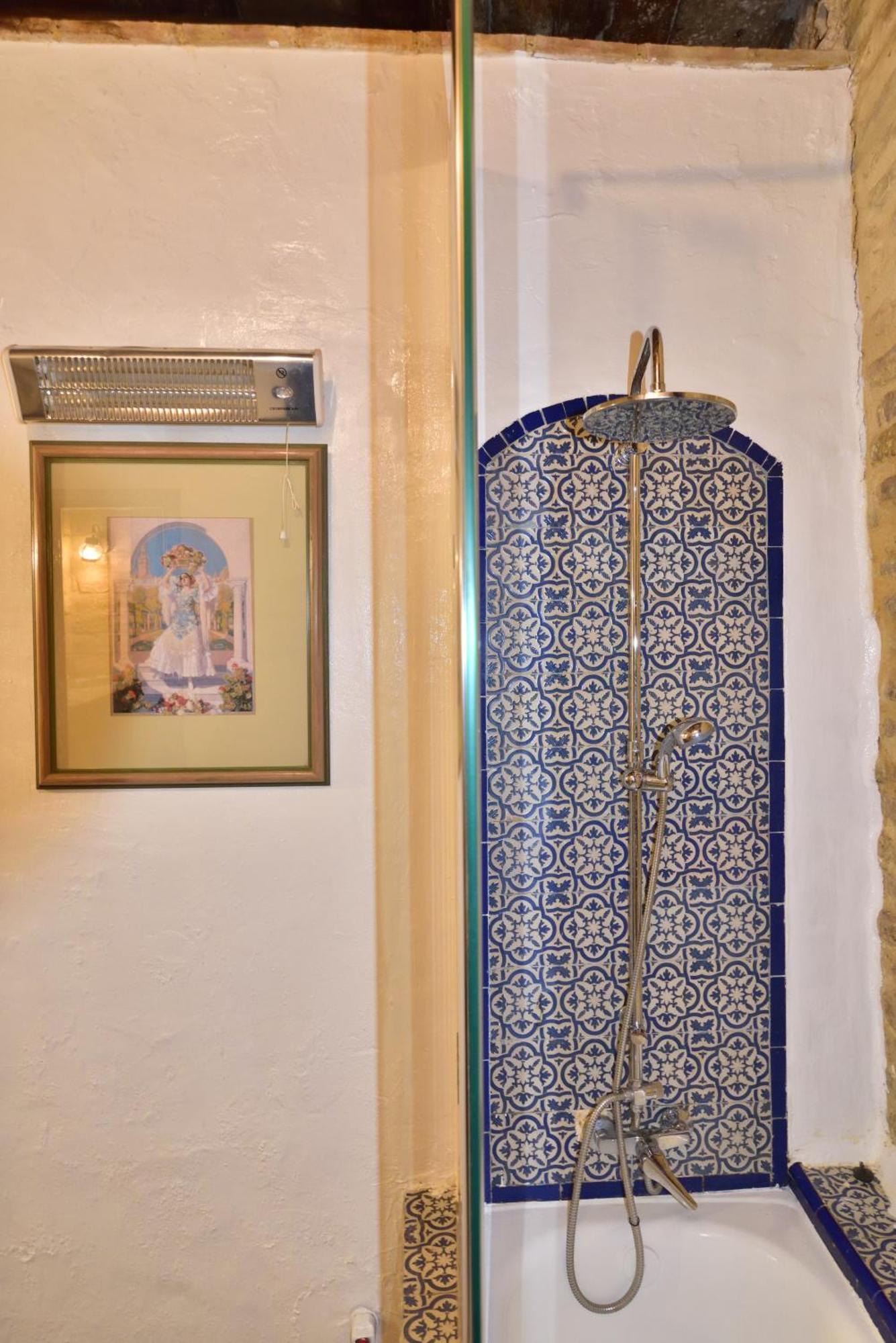 Dona Ines Barrio Santacruz * Seville
