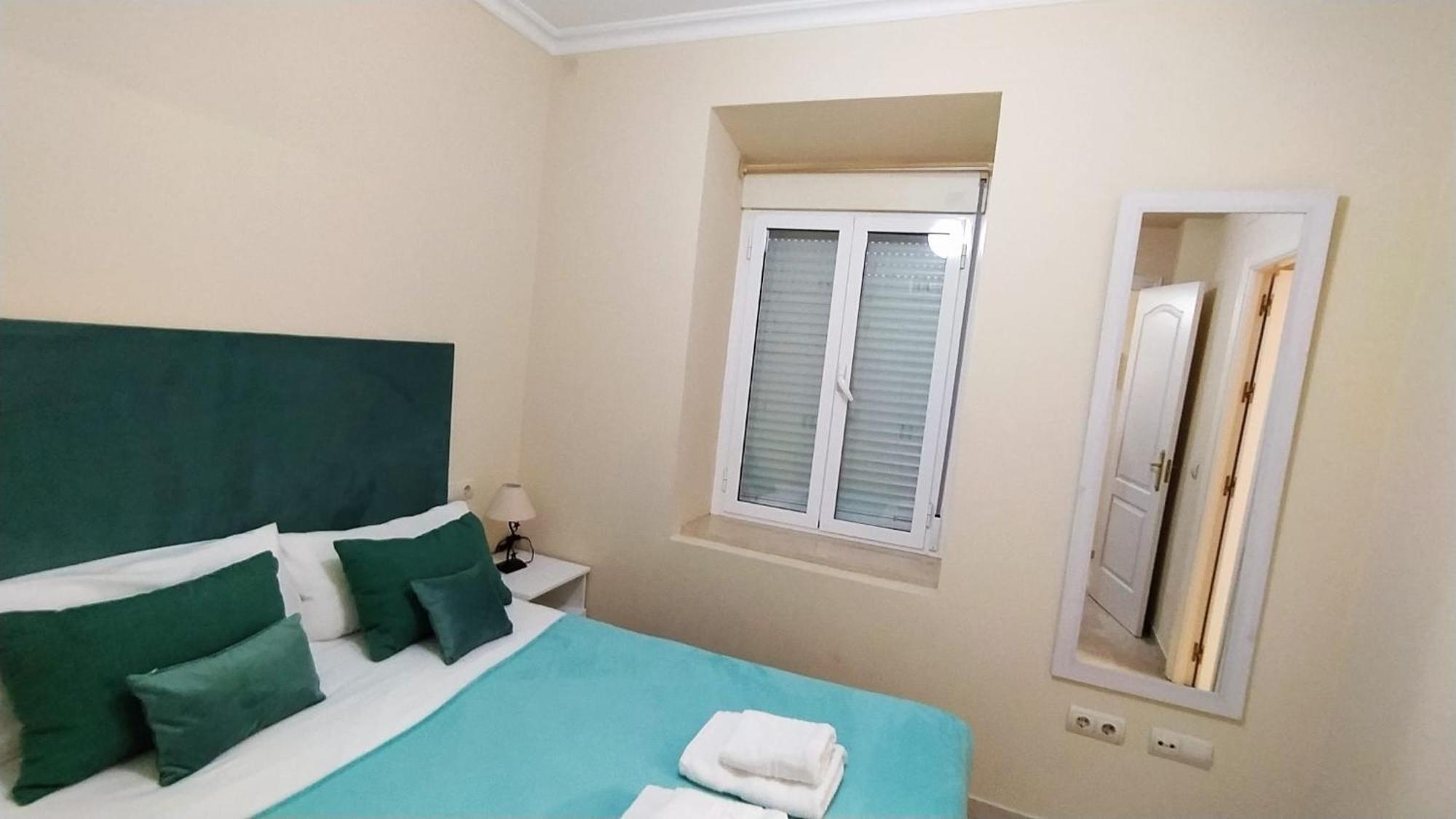 Bonito Piso En Calle Antolinez Apartamento Sevilla