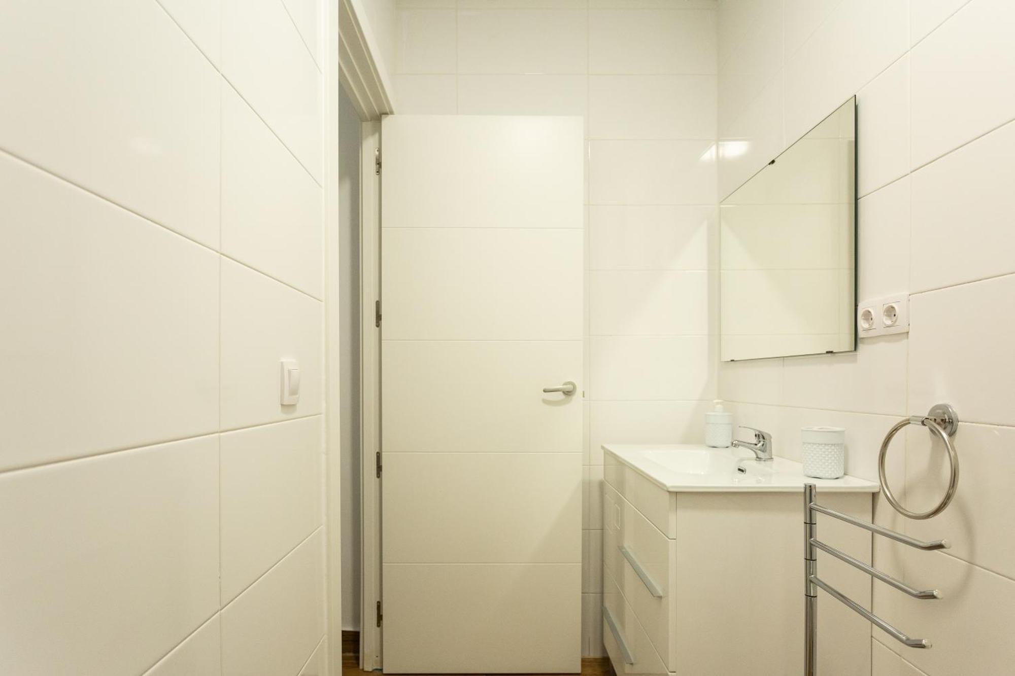 Wish Amparo De Apartamento Sevilla