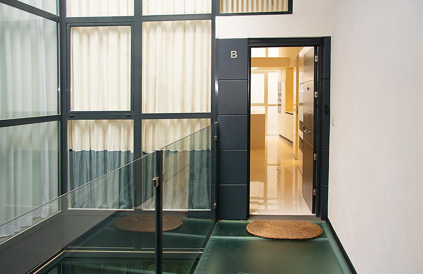 Apartamento Moderno Duplex Sevillano