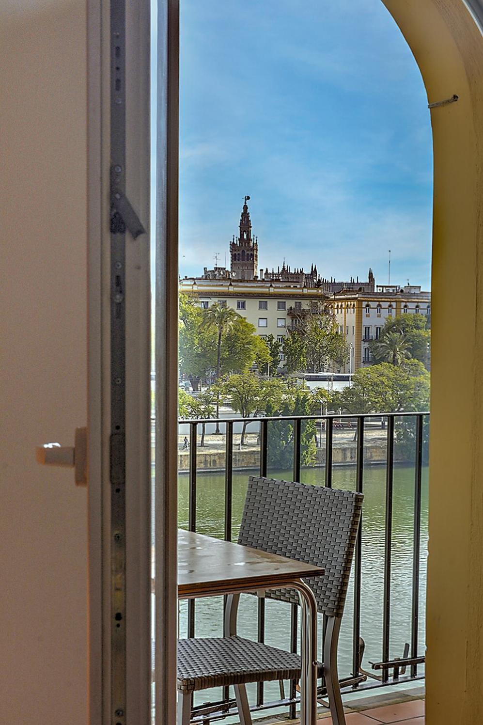 Apartment Special Place In Triana Seville