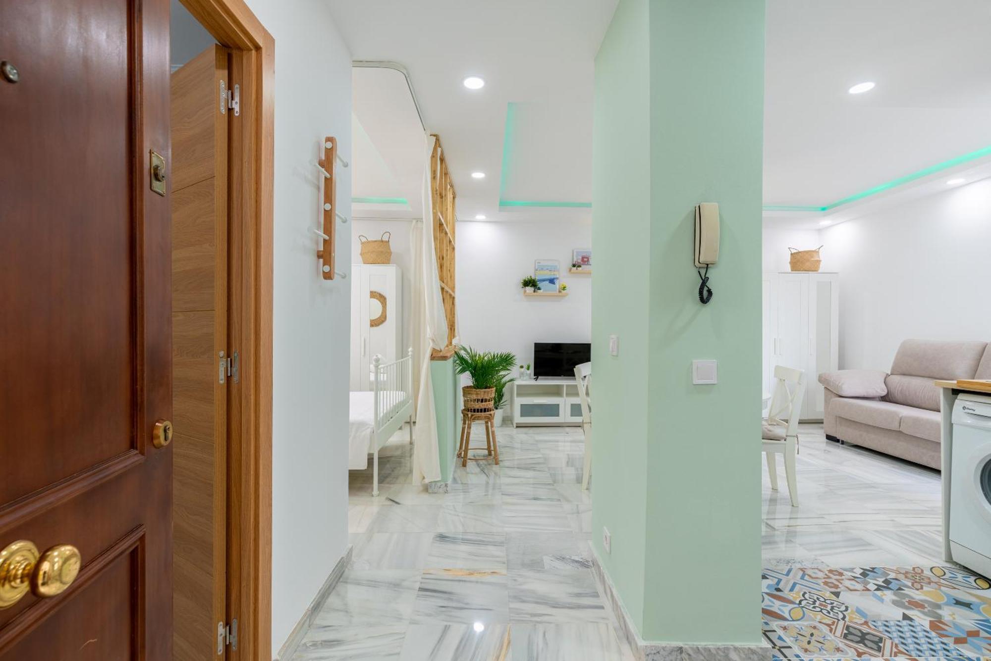 Apartamento La Cava De Triana, Luminoso Y Acogedor