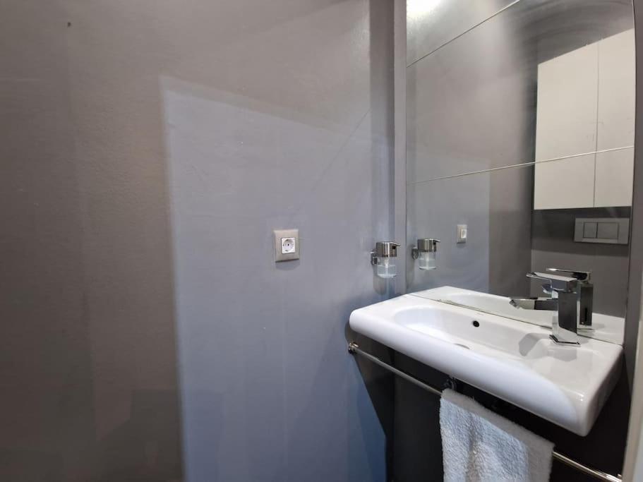 Exclusivo De Diseno Centro Matahacas Bajo Apartamento