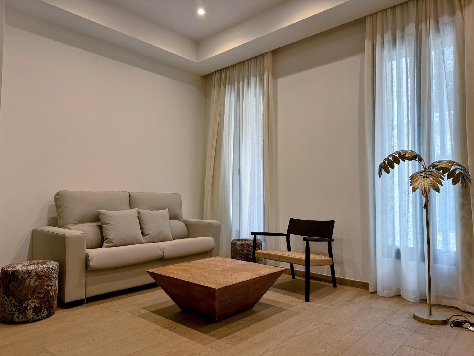 Redes Royale By Misterhost Apartamento Sevilla
