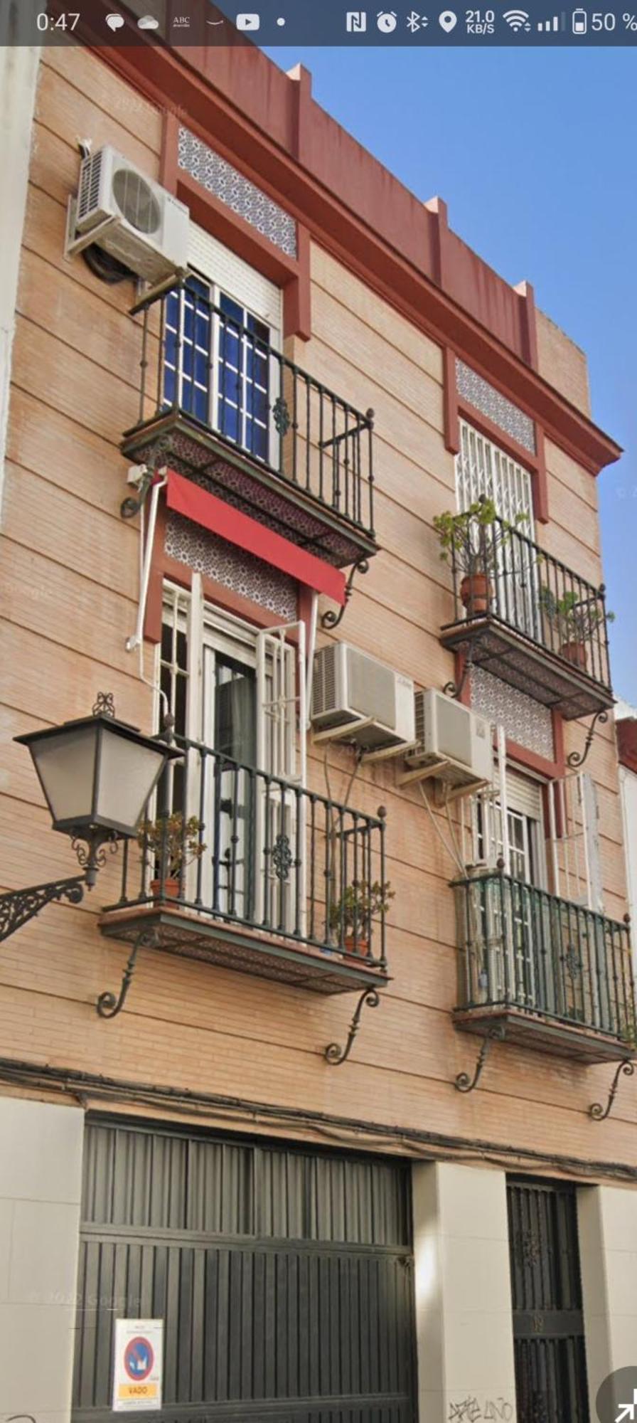 Apartamento Luminoso Exterior Con Balcon Y Patio En Centro Historico Feria-alameda Sevilla