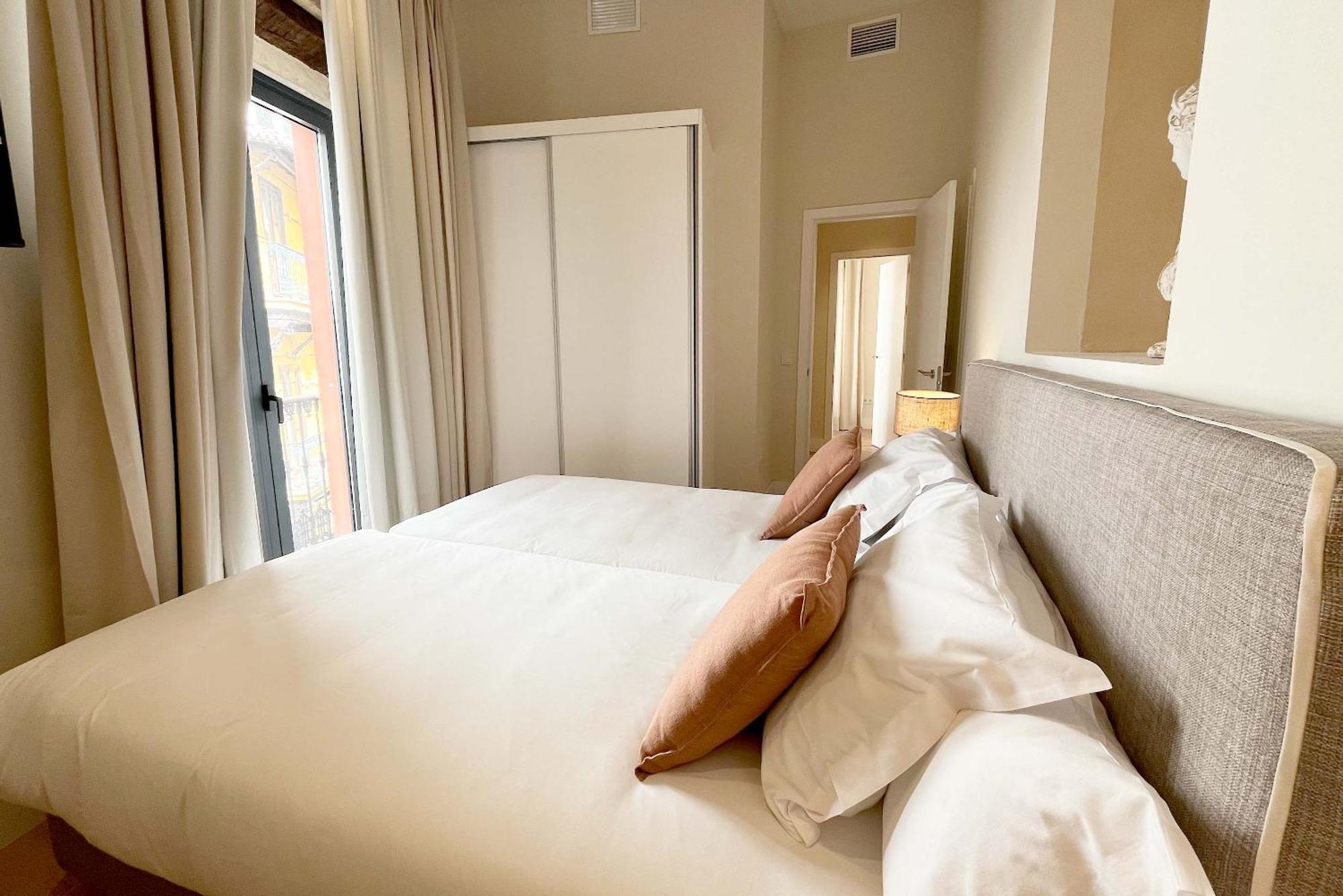 Apartamento Genteel Rodrigo Caro *