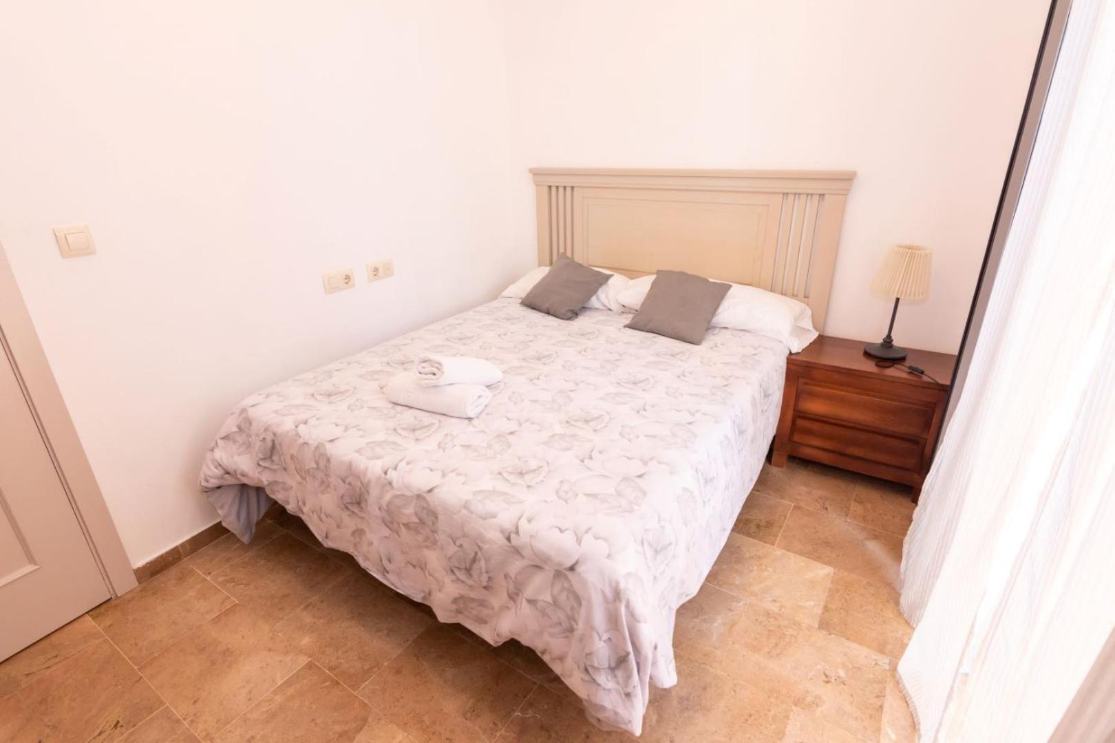 Apartamento Rodrigo De Triana Primero A *