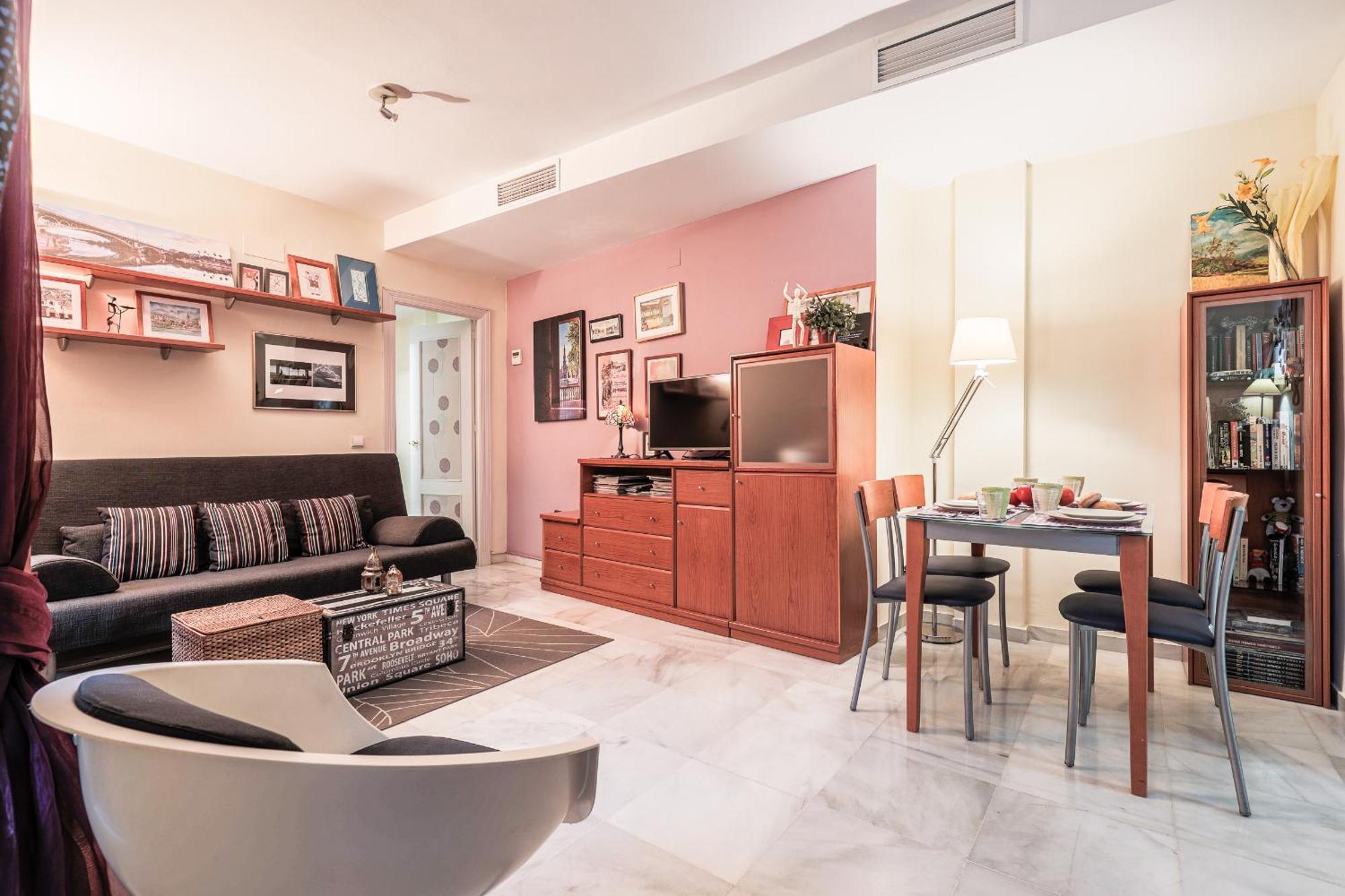 San Jacinto Location Triana Apartment Seville