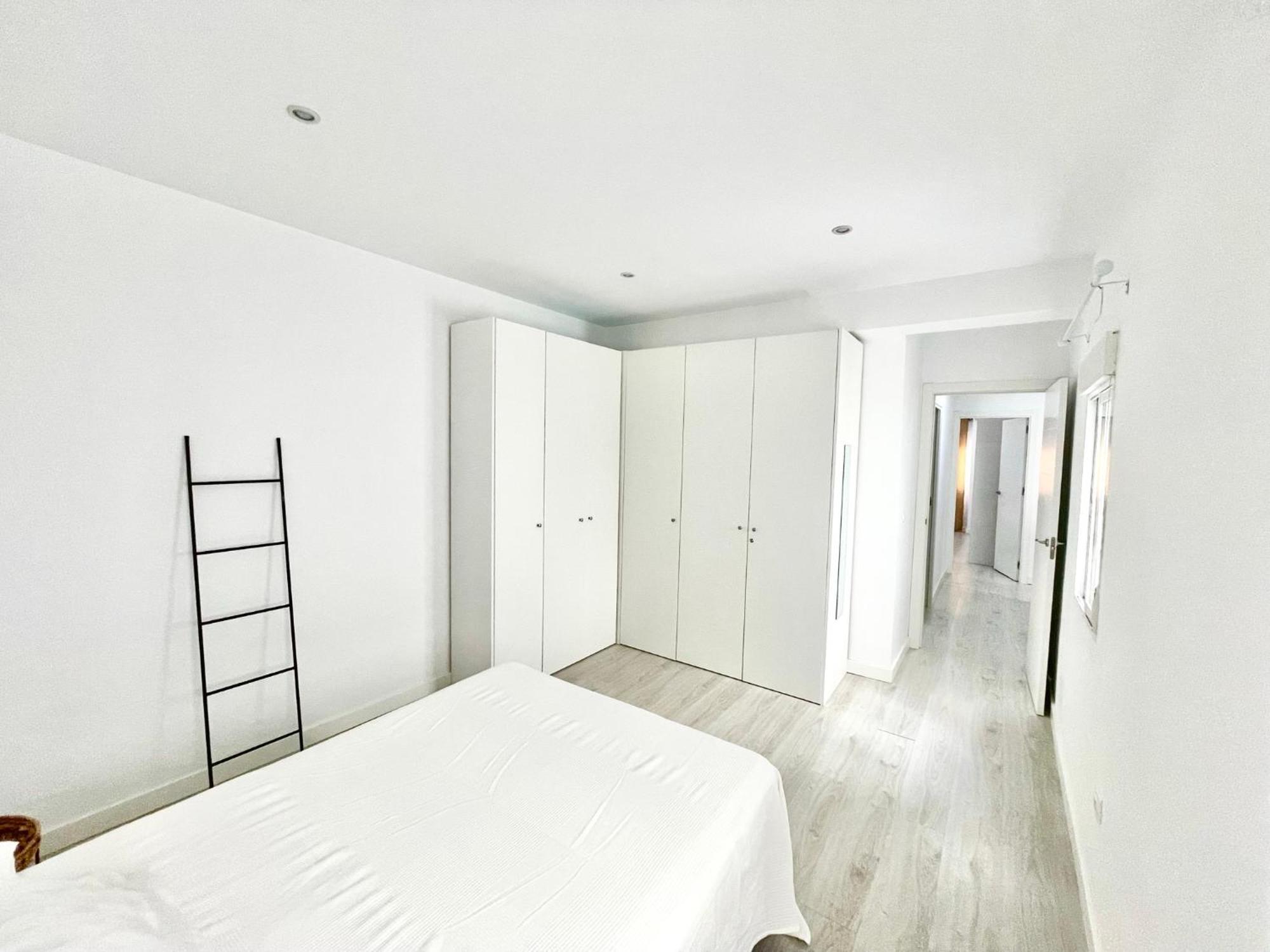 Elegante 6-8pax Av Palmera 3d 2b *