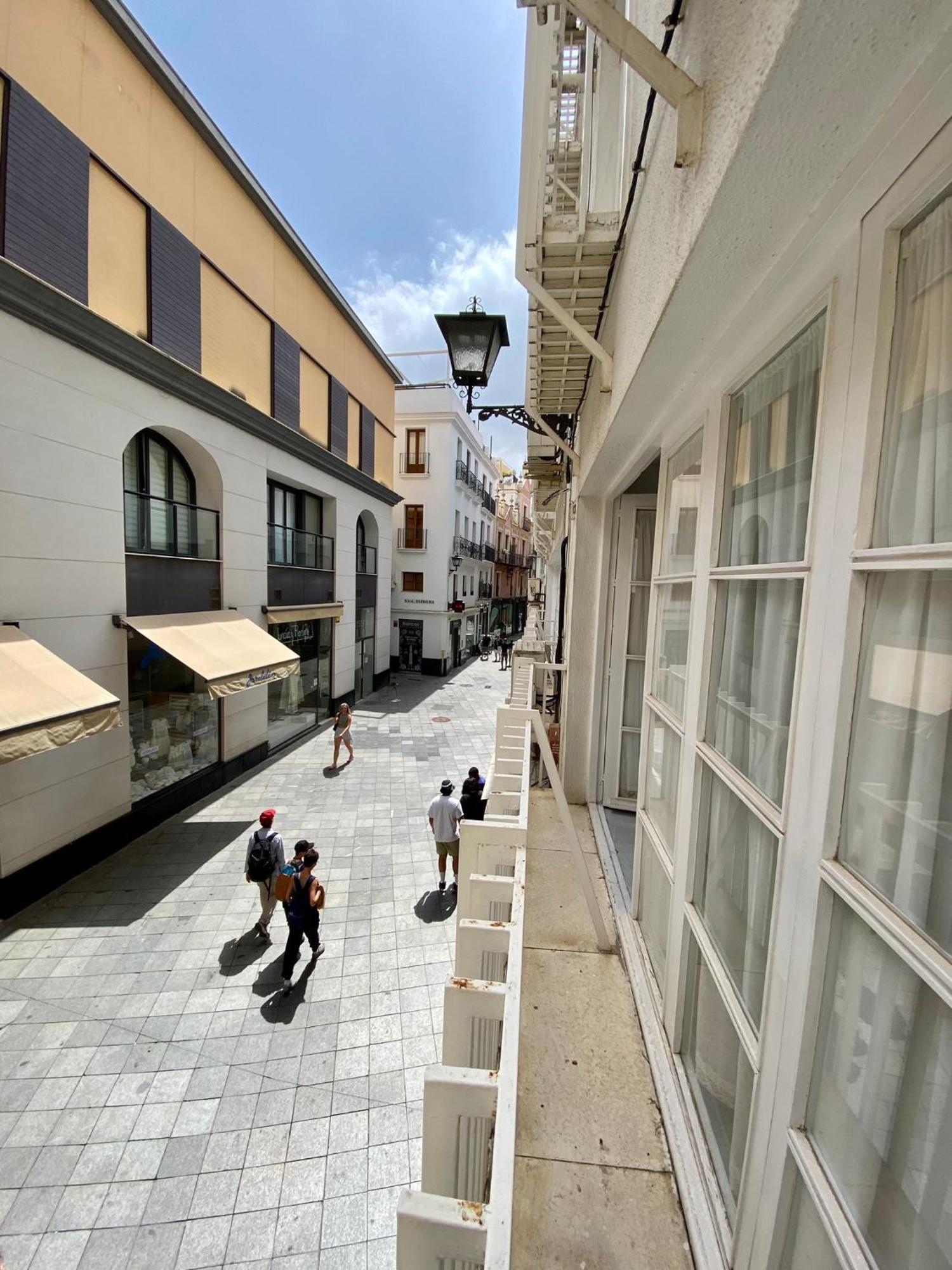 Apartamento 4pax En Pleno Centro Plaza Salvador *