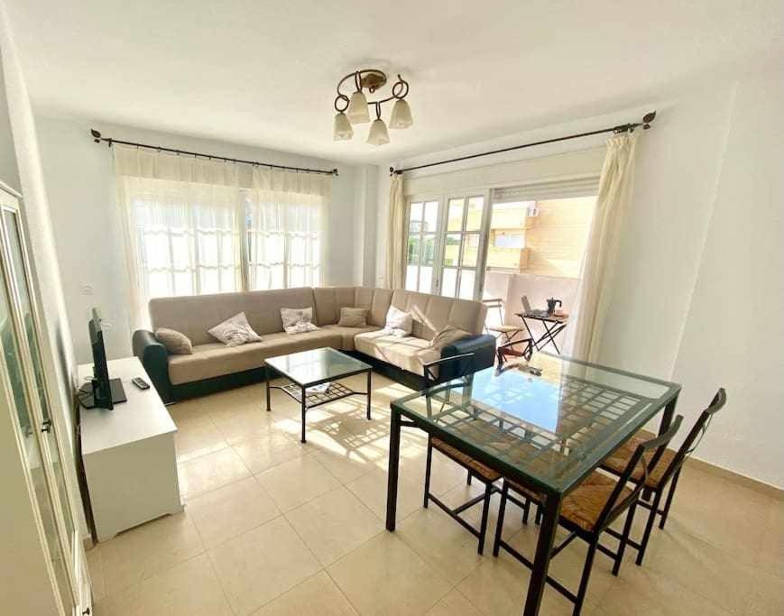 Apartamento Centric And Spacious Flat With Free Car Park