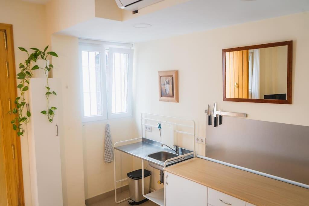 Apartamento Estudio A Estrenar En Sta Clara Sevilla