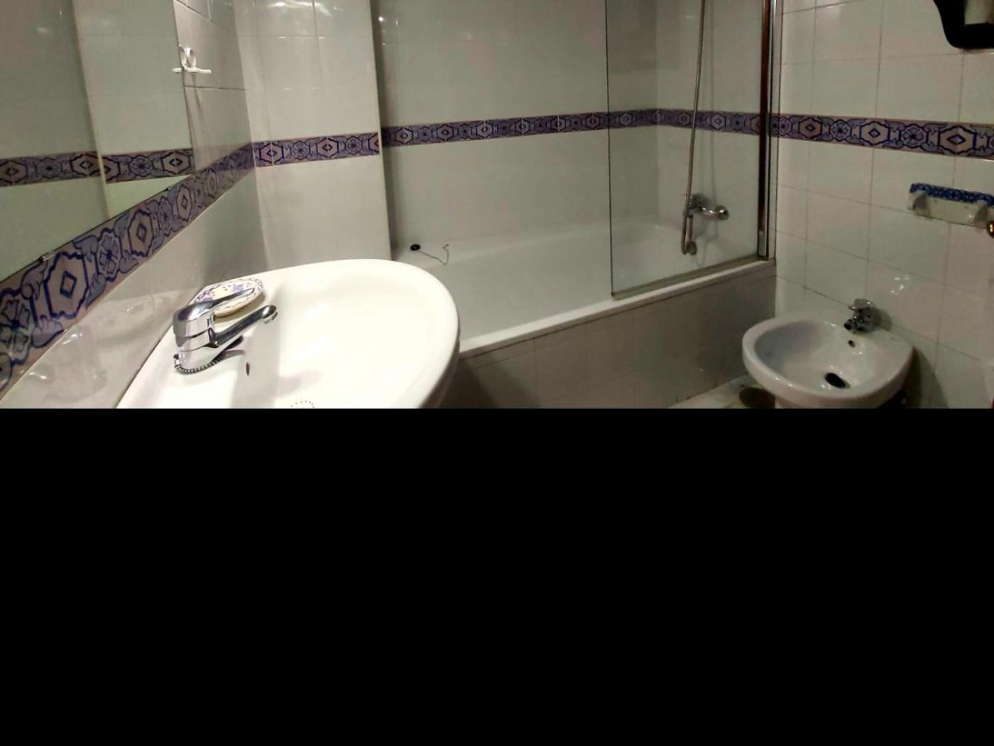 Junto A La Calle Betis: El Corazon De Triana Apartamento Sevilla