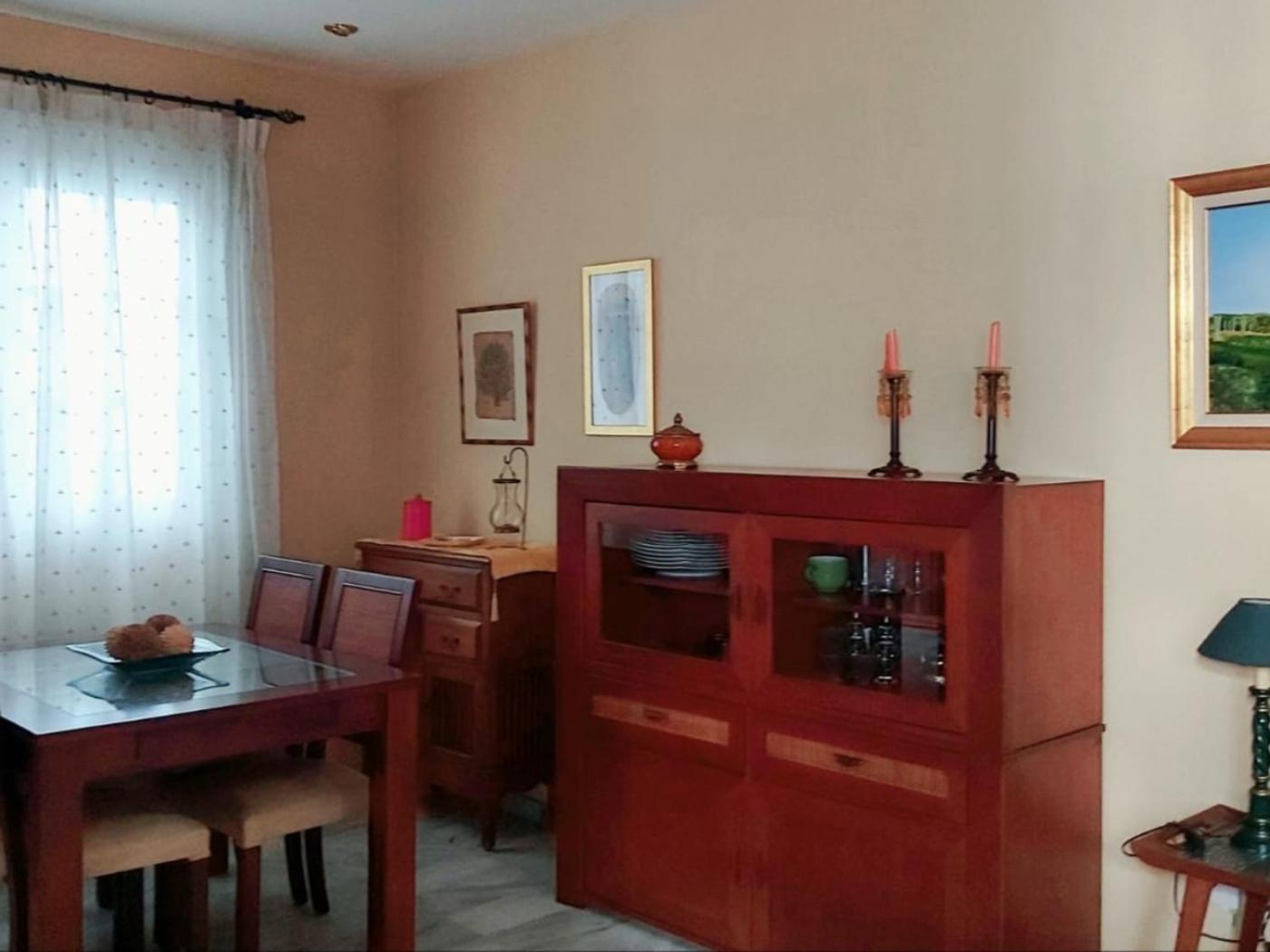 Junto A La Calle Betis: El Corazon De Triana Apartamento *