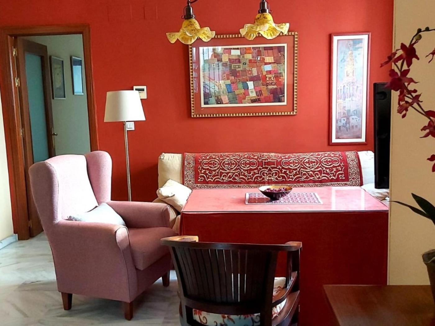 Junto A La Calle Betis: El Corazon De Triana Apartamento Sevilla