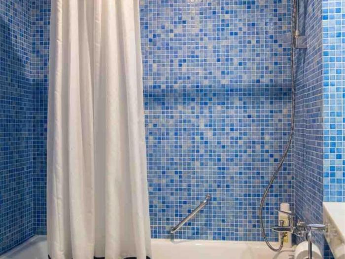 Apartamento Junto A Calle Betis Y Plaza De Cuba Sevilla