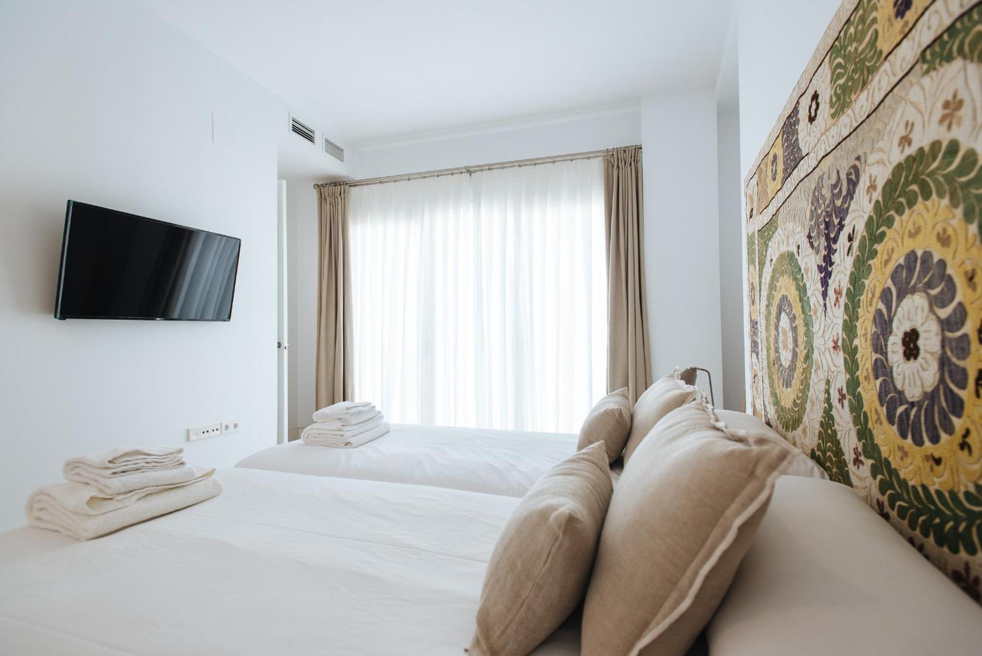Eva Recommends Castellar Pool & Terrace Apartamento