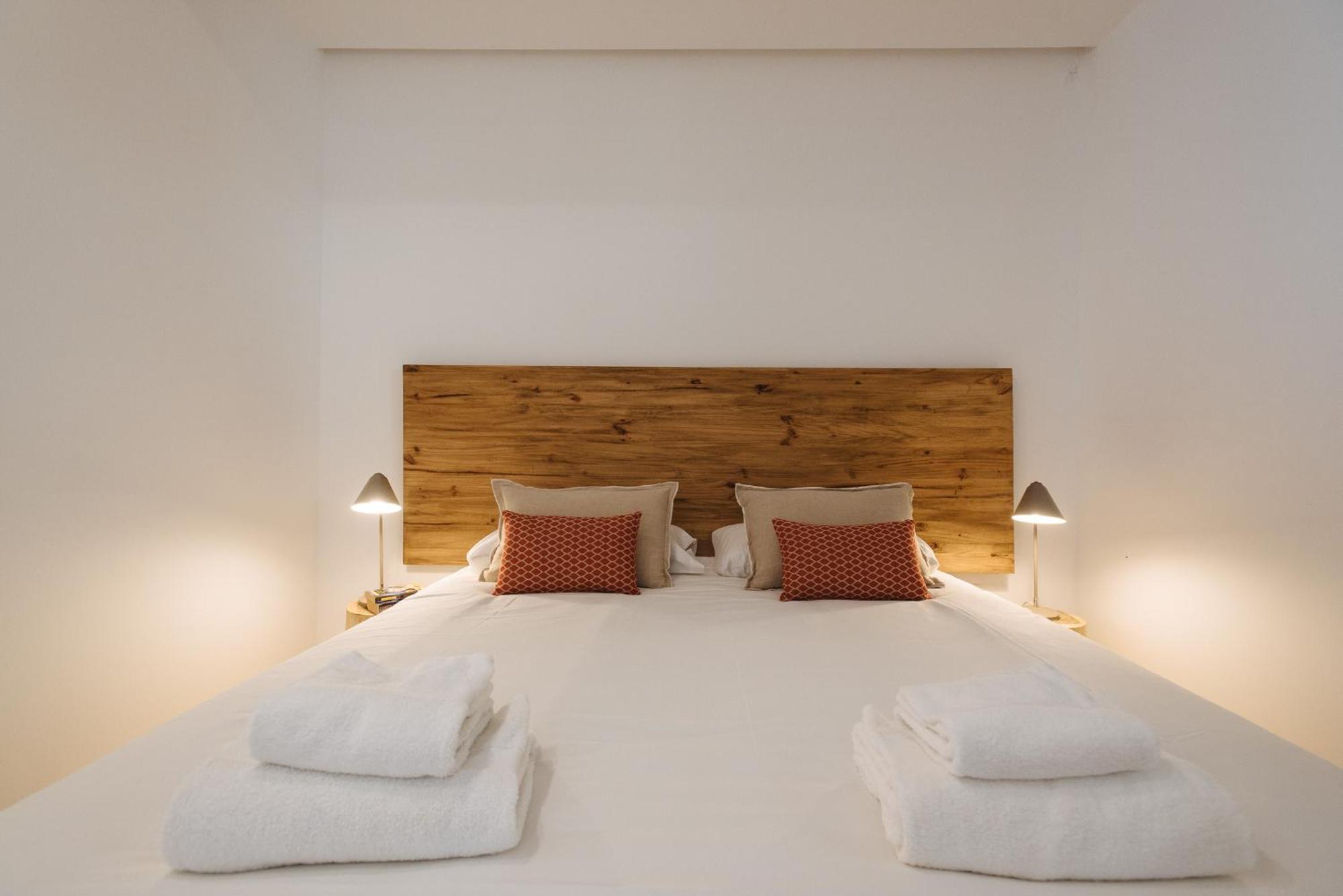 Eva Recommends Castellar Pool & Terrace Apartamento *